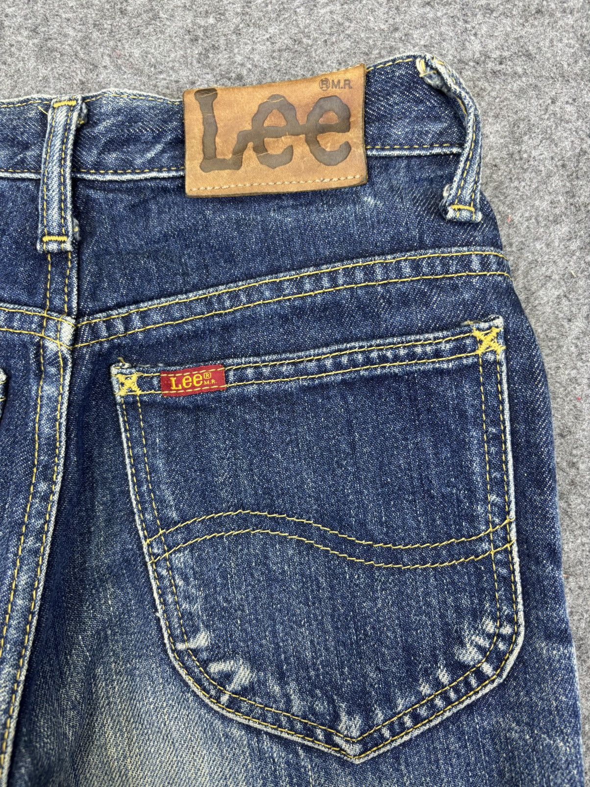 Lee 💥Flare💥Vintage 90s Ms Lee Flare Crazy Fades Denim F909 Size 24" / US 00 / IT 34 - 13 Thumbnail