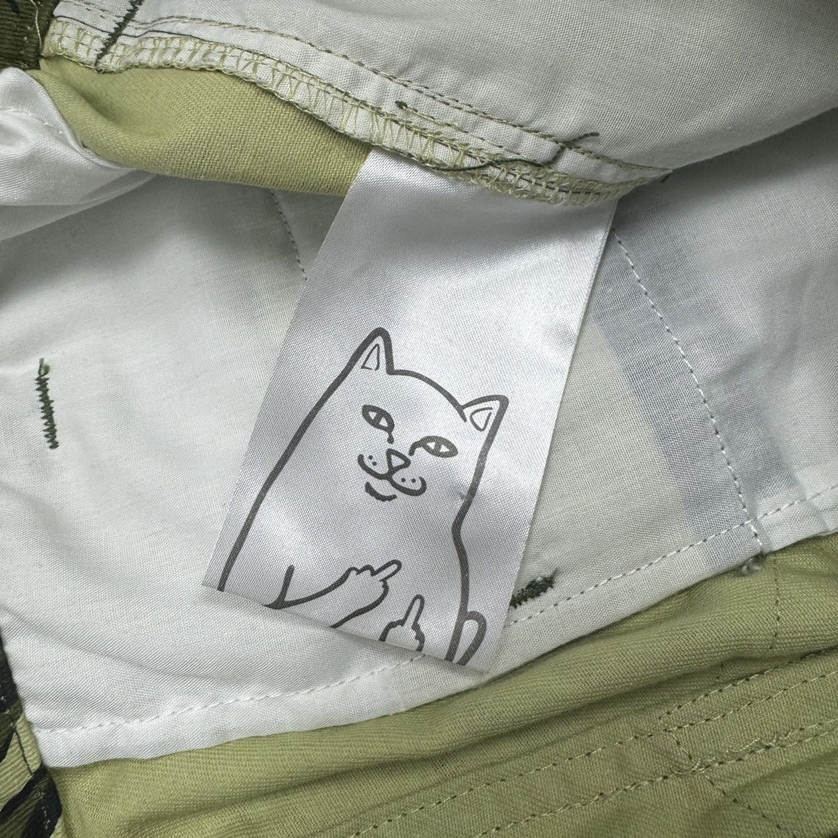 Hypebeast Crazy Rip N Dip Cat Camo Leaves Cargo Pants Size US 30 / EU 46 - 18 Thumbnail