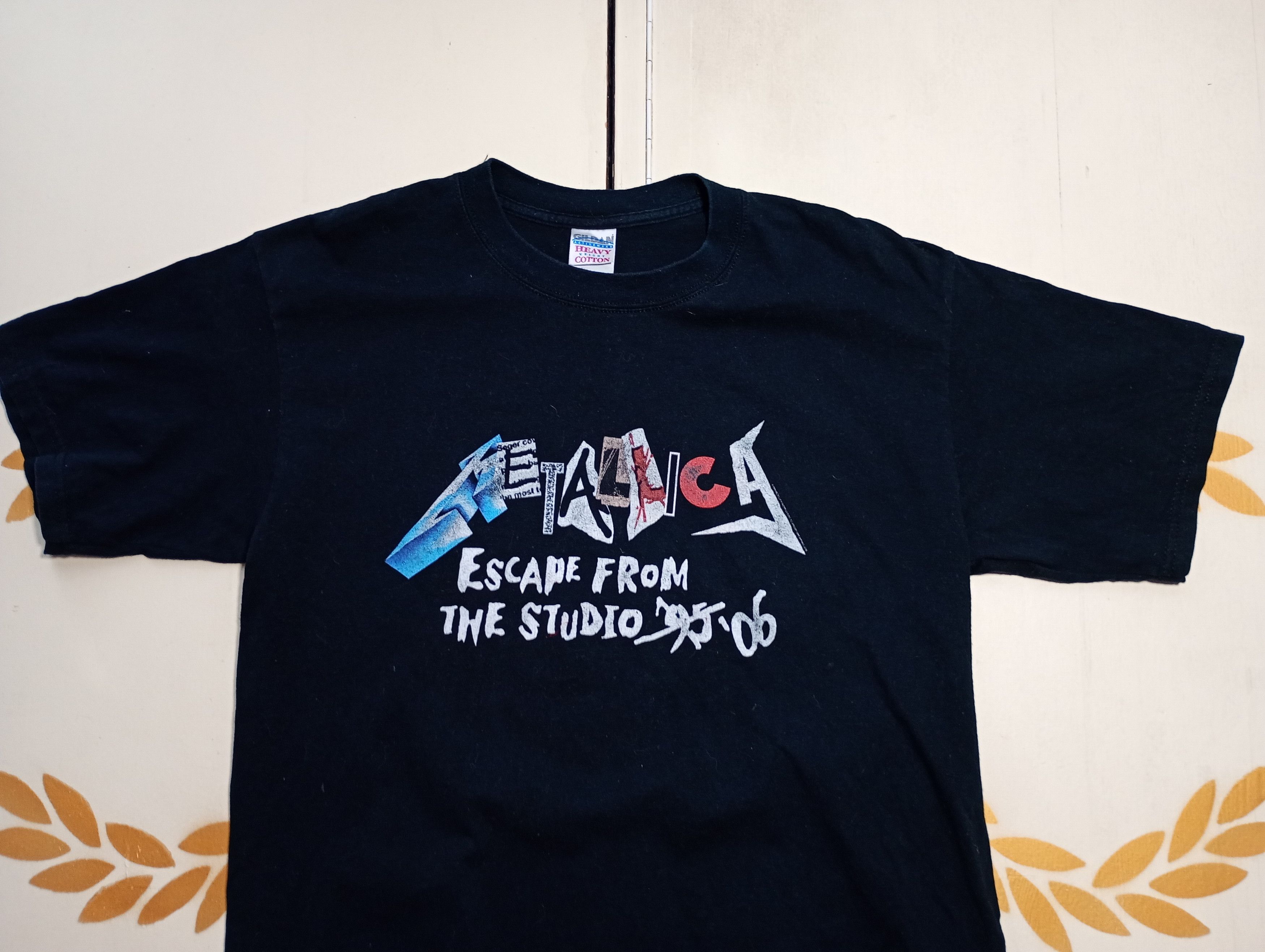 Band Tees Metallica Escape From The Studio'06 Gildan T-shirt 2006 Size US L / EU 52-54 / 3 - 6 Thumbnail