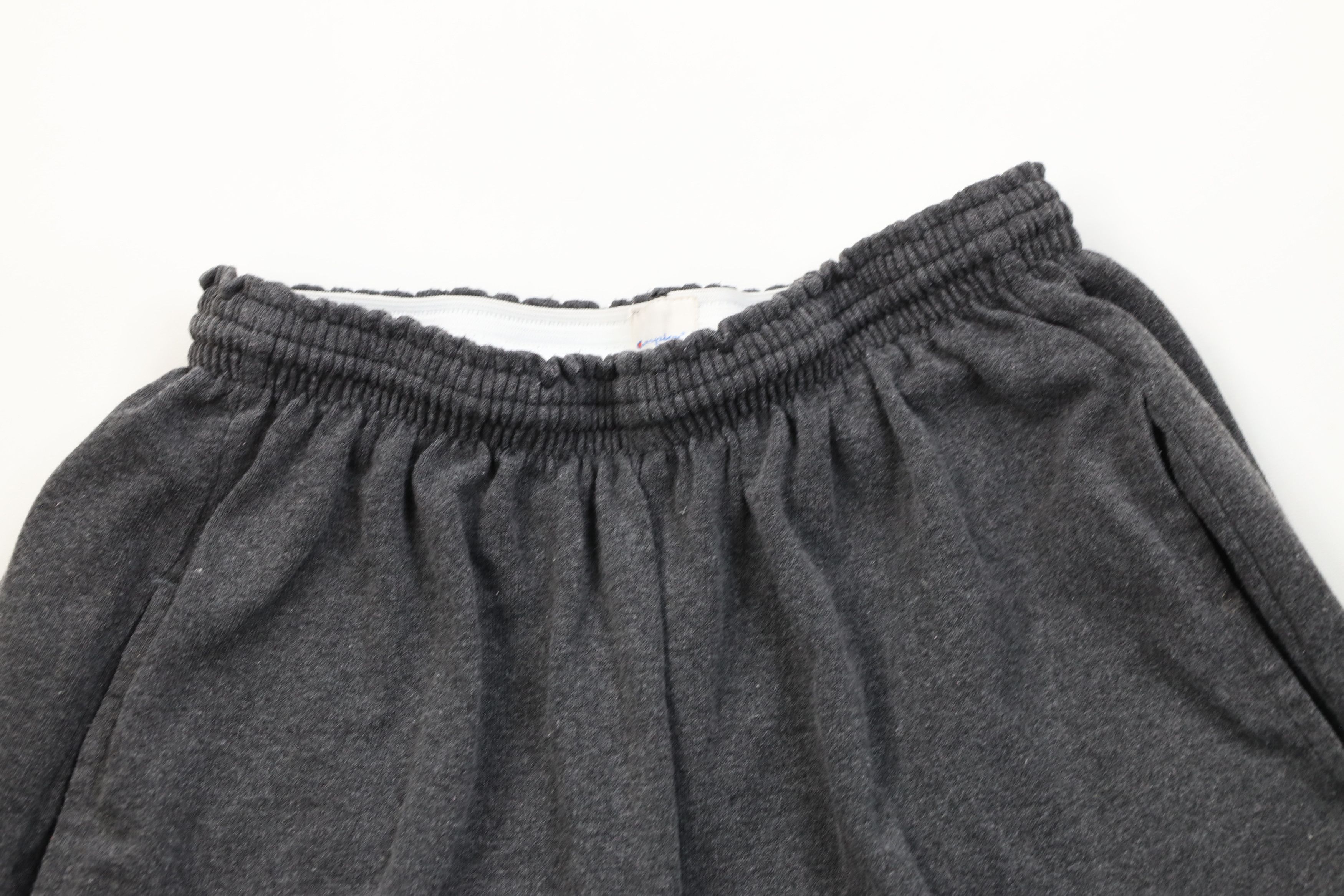 Champion Vintage 90s Champion Heavyweight Above Knee Shorts Gray Size US 34 / EU 50 - 2 Thumbnail