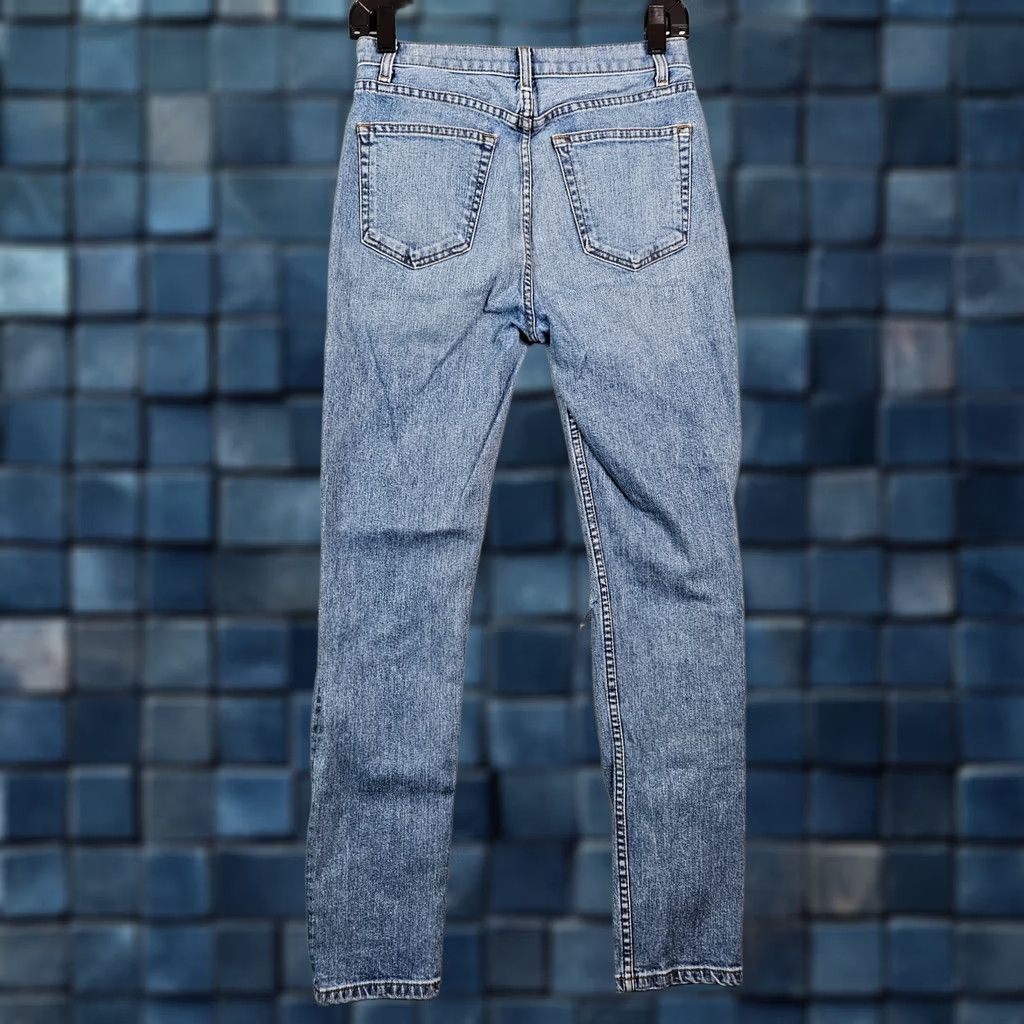 Reformation Reformation Serena High Skinny Wash Melbourne Destroyed Blue Jeans Size 27 - Denim, 5-Pocket, Button Fly, Regular Fit, Womens, Blue, Medium Wash Size 27" / US 4 / IT 40 - 1 Thumbnail
