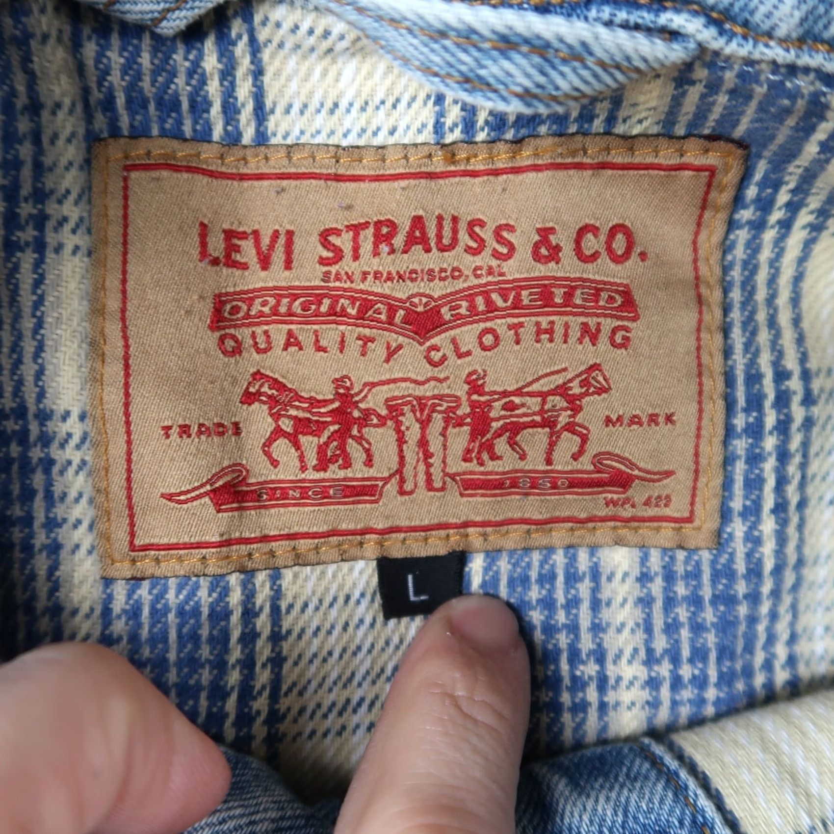 Levi's VINTAGE Levi's Trucker Denim Jacket Men L Large Blue 90s - Denim Jacket 60s-90s Size US L / EU 52-54 / 3 - 5 Thumbnail