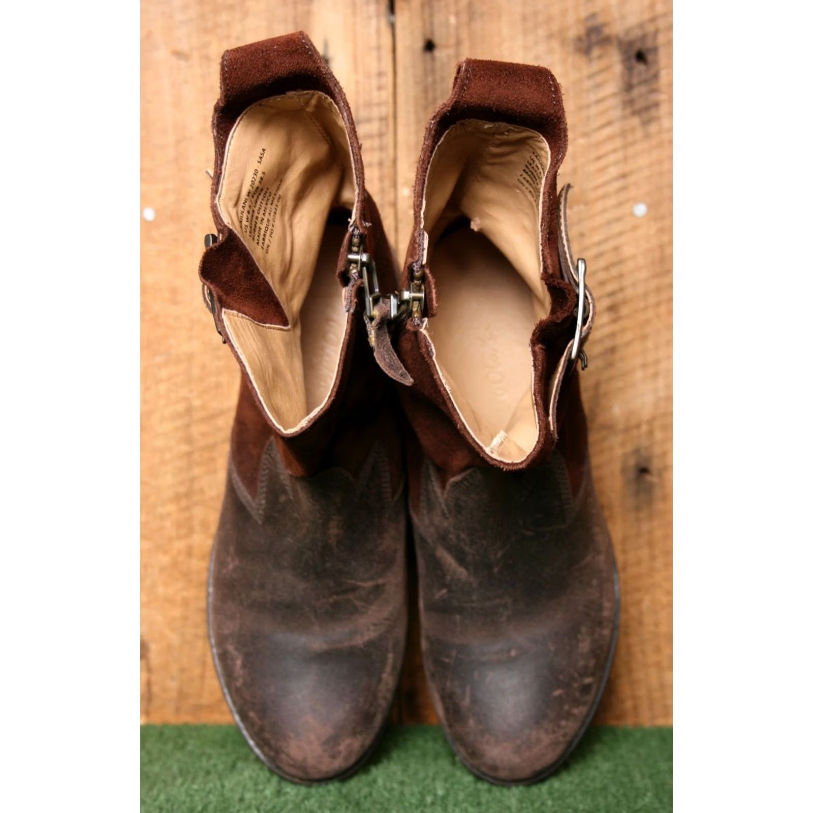 Olukai VINTAGE OluKai 'Kaiulani' Brown Distressed Leather & Suede Ankle Boots EUR 38.5 US 8.5 Womens Bootie Leather Brown Size US 9 / IT 39 - 4 Thumbnail