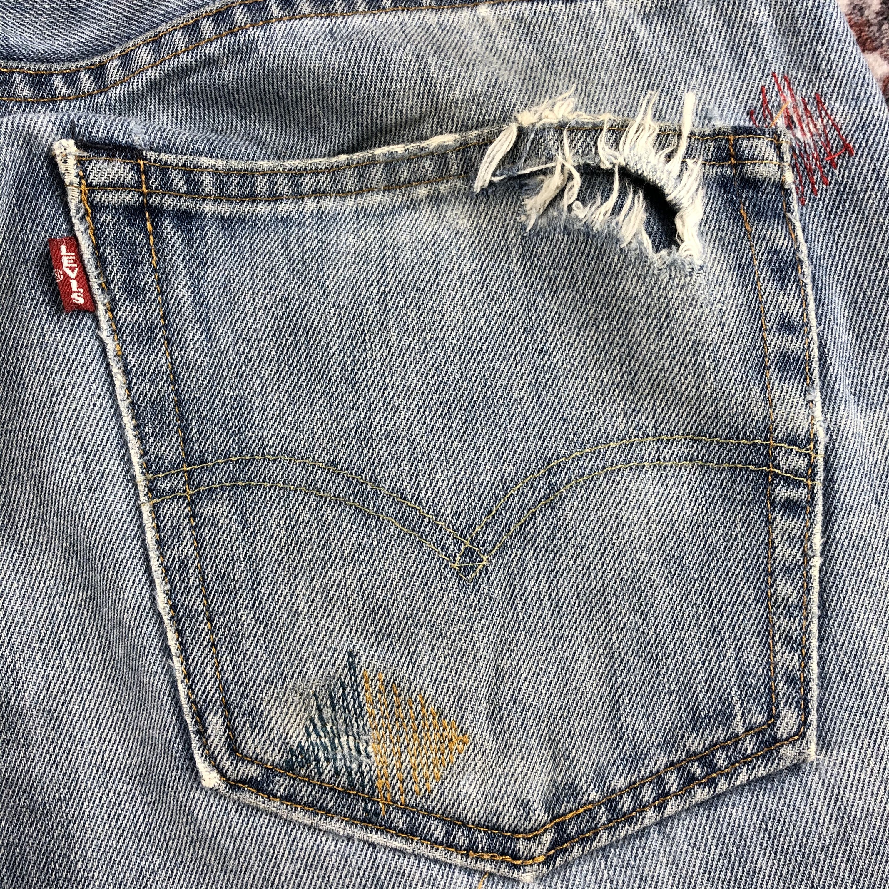 Levi's × Vintage Vintage Blue Wash Levis 505 Jeans-JM2303 Size US 39 - 7 Thumbnail