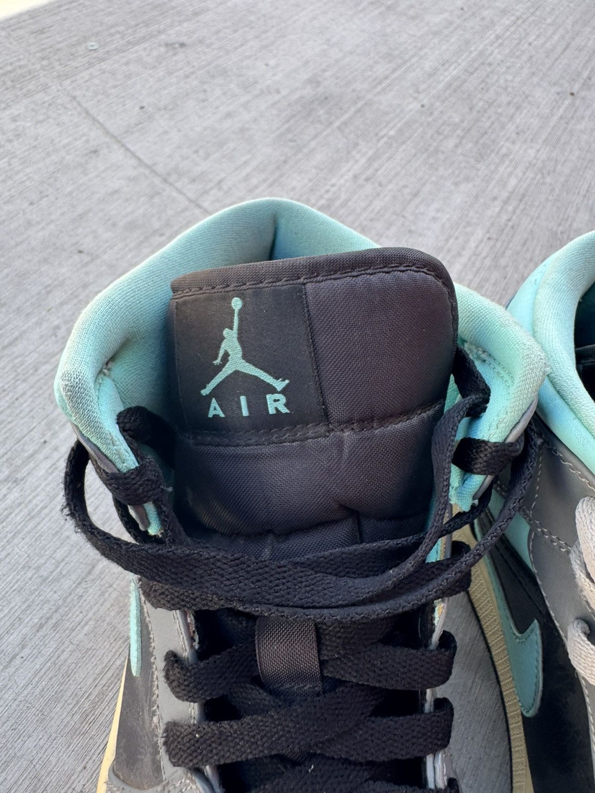 Jordan Brand JORDAN 1 MID GREY AQUA GREEN GLOW SIZE 11.5 Size US 11.5 / EU 44-45 - 7 Thumbnail