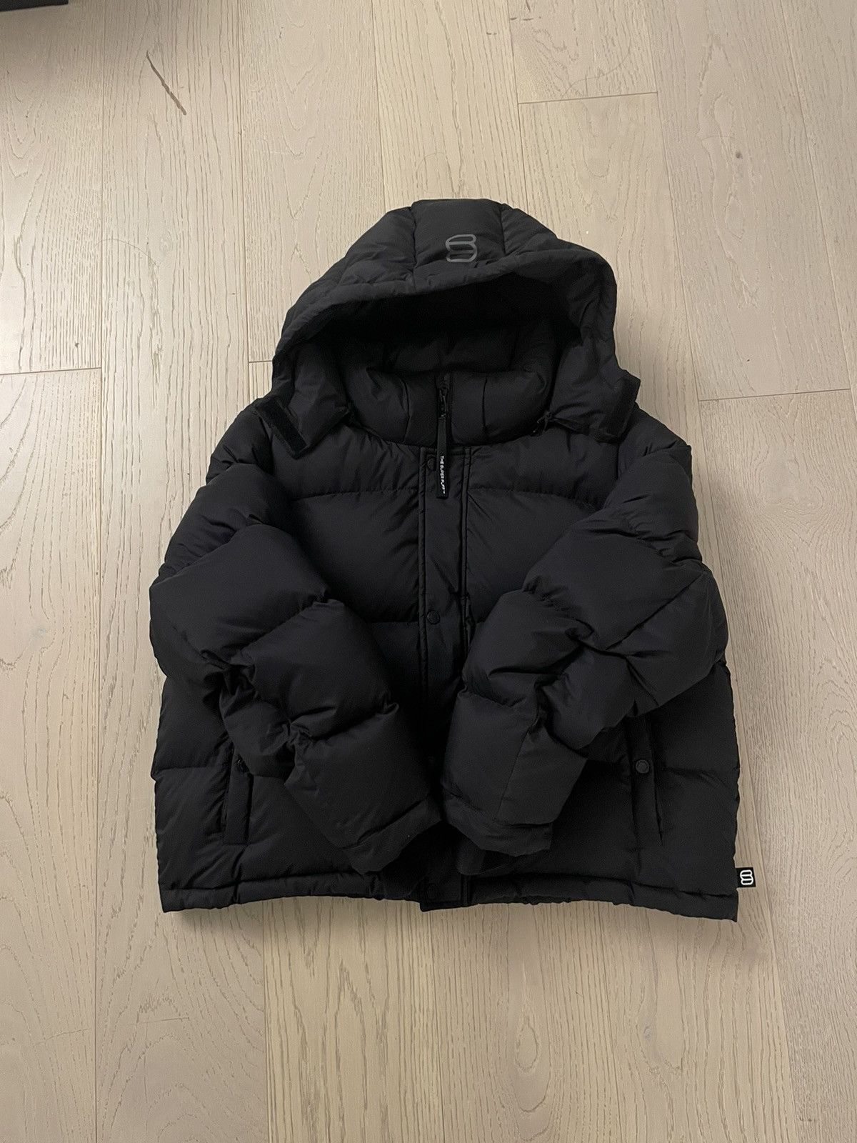 Aritzia × Tna TNA Aritzia Neon Green Super Puff Jacket | Grailed