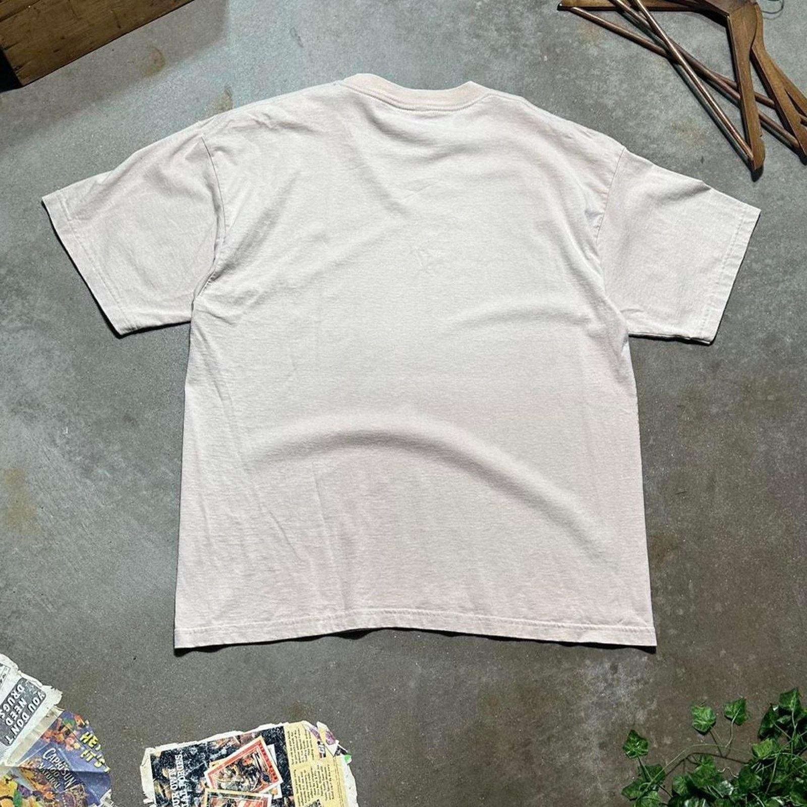 Hanes Vintage 90s Bayside “We The People” AOP Tee Mens XL Shirt Size US XL / EU 56 / 4 - 3 Thumbnail