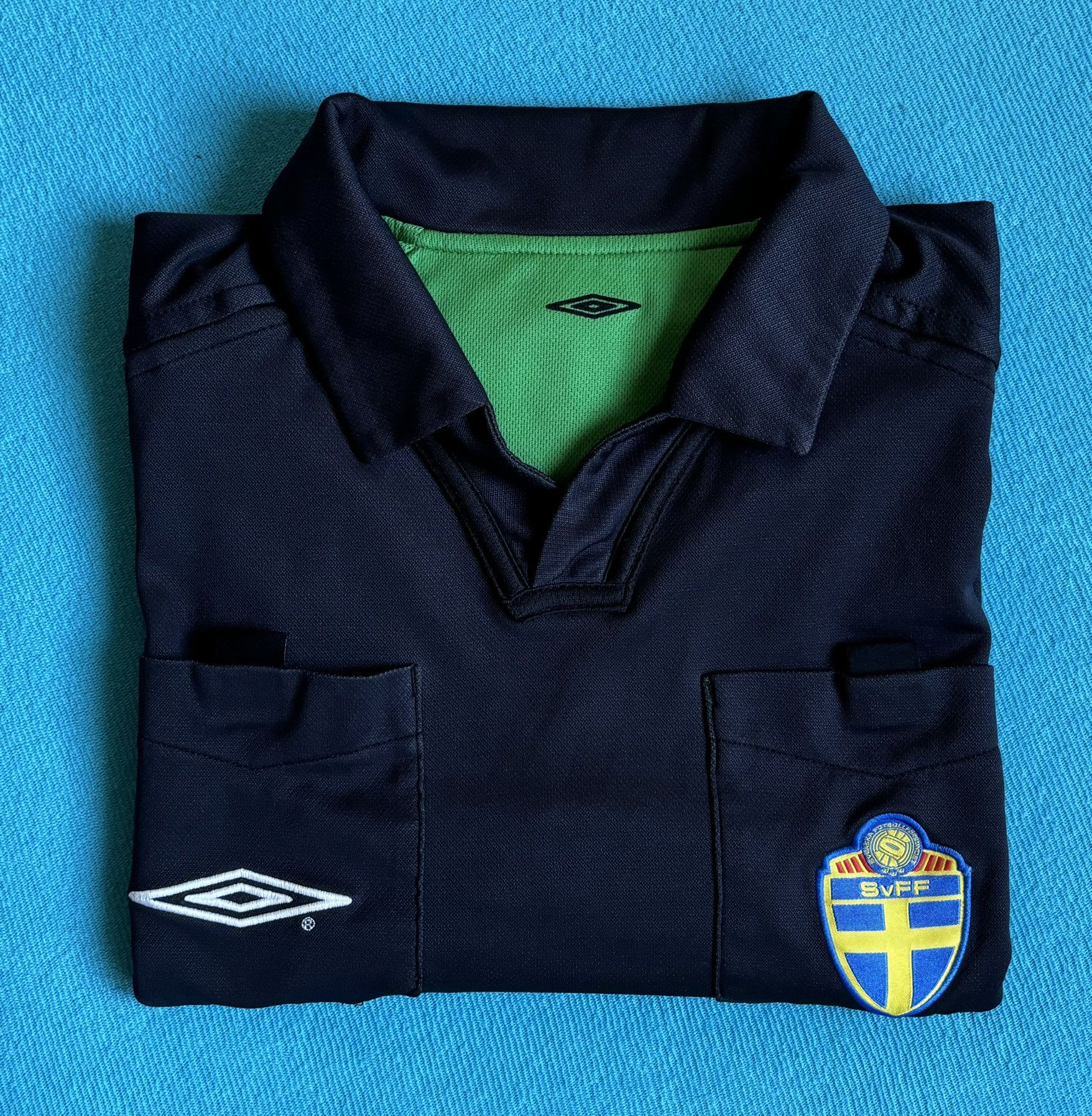 Umbro Sweden Umbro Referee Jersey Size. M Size US M / EU 48-50 / 2 - 16 Thumbnail