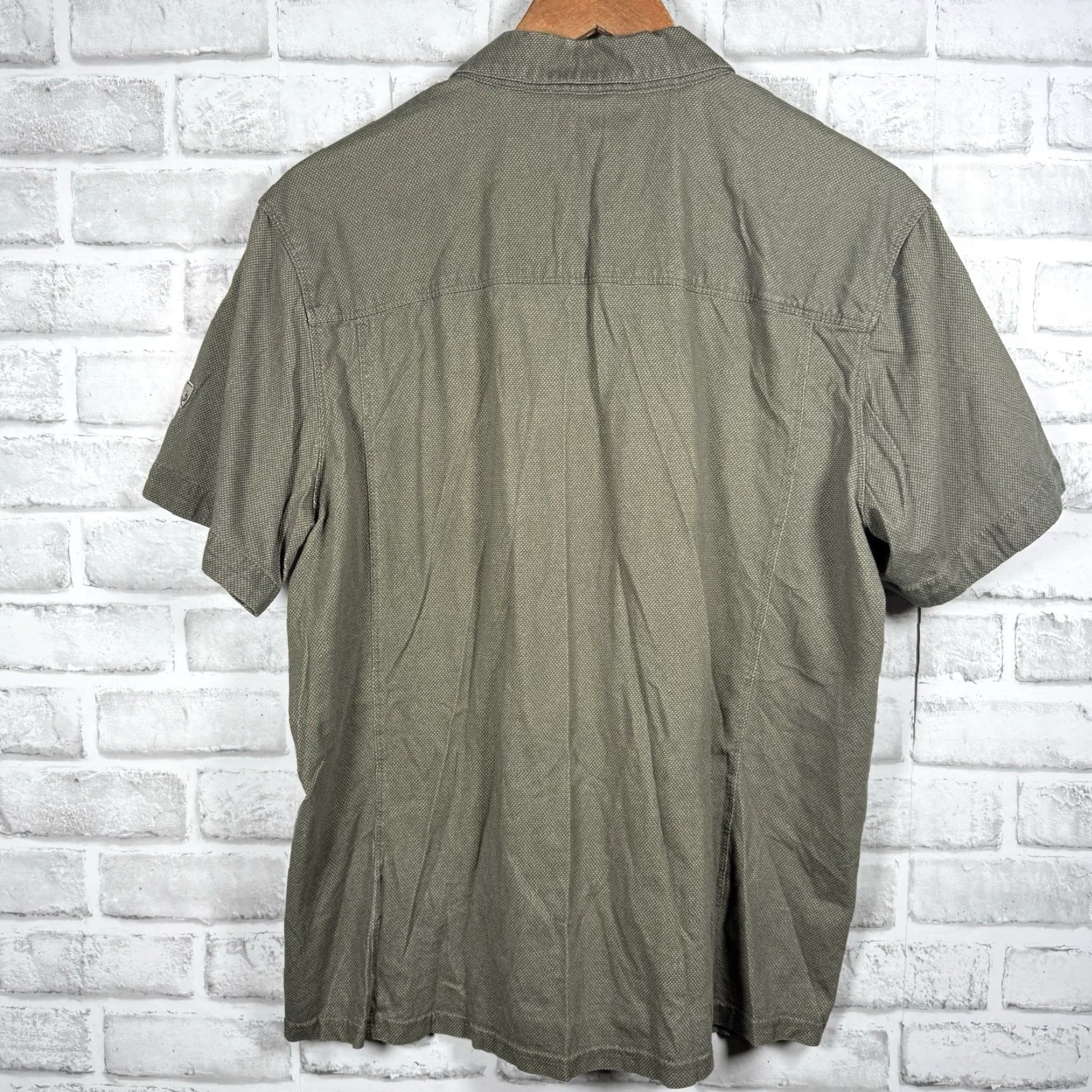 Vintage Kuhl Shirt Mens L Green Short Sleeve Button-Down Casual Shirt Size US L / EU 52-54 / 3 - 5 Thumbnail