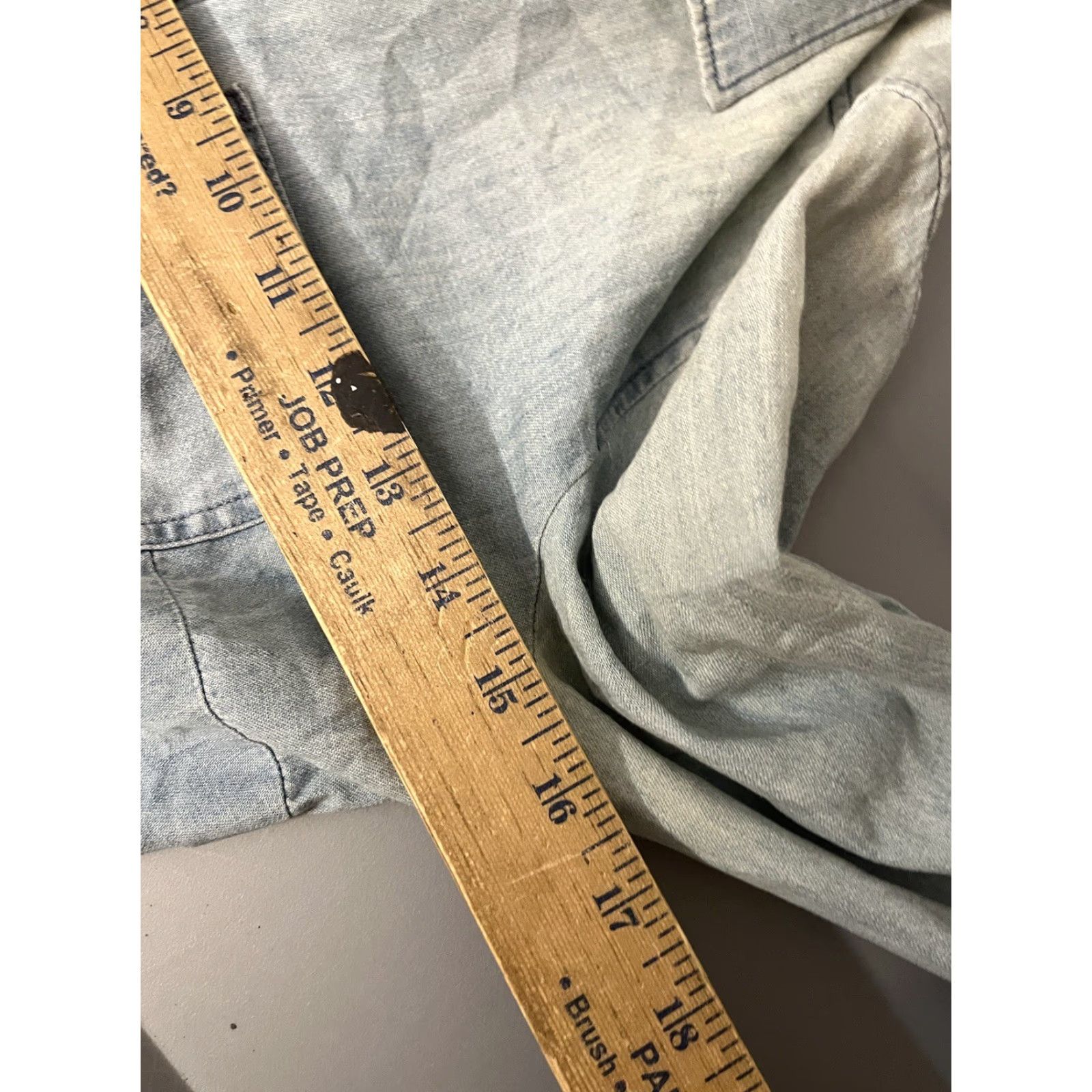 Vintage J Crew Chambray Button-Up Shirt Womens 2XS Distressed LS Size XXS / US 00 / IT 34 - 5 Thumbnail