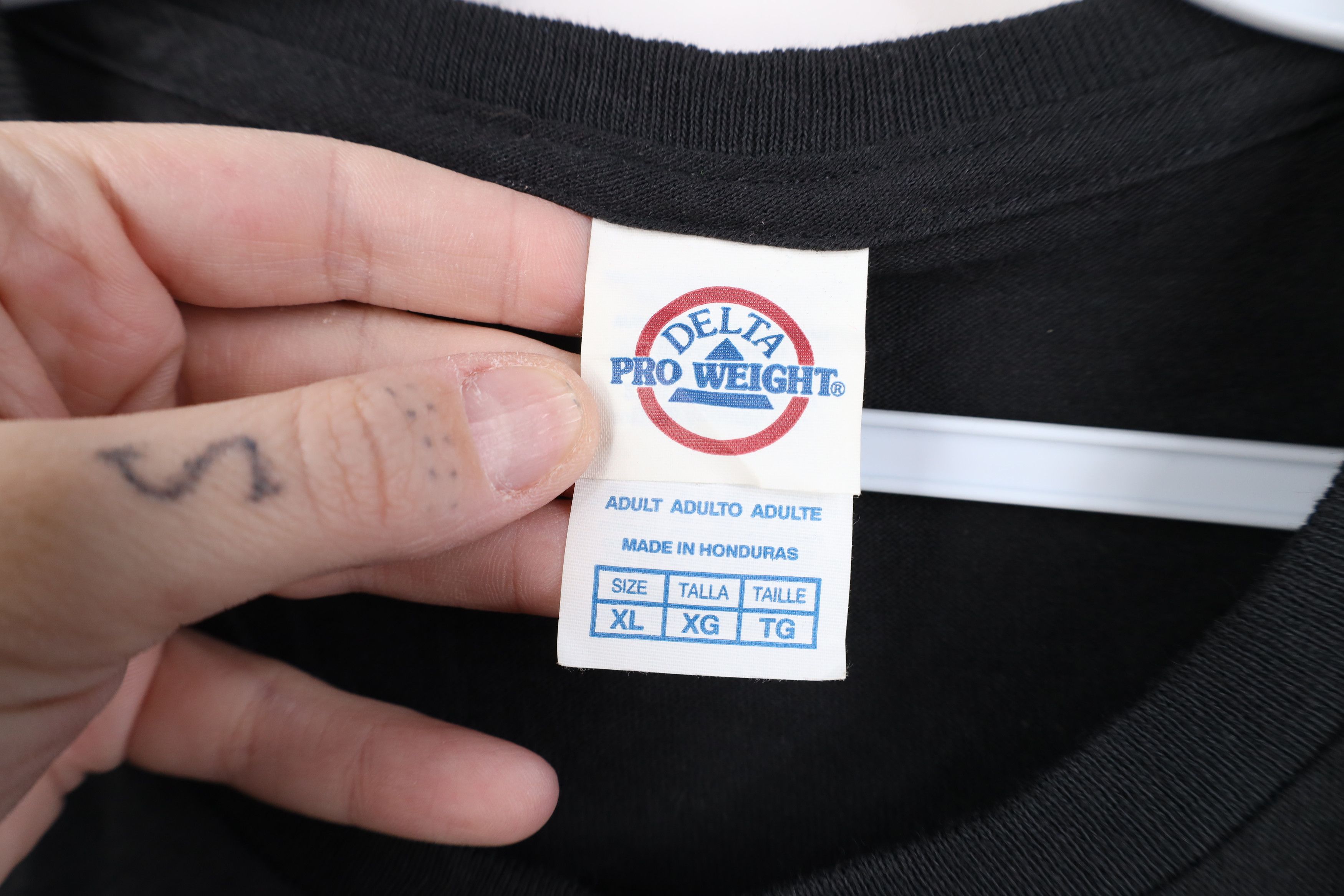 Vintage Vintage Streetwear I'm Not Gay But 20 Dollars Is 20 T-Shirt Size US XL / EU 56 / 4 - 8 Thumbnail