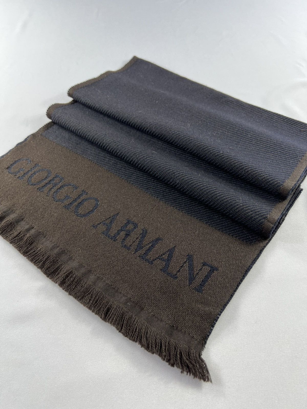 Giorgio Armani Giorgio Armani Scarf / Muffler / Neckwear P993 Size ONE SIZE - 2 Thumbnail