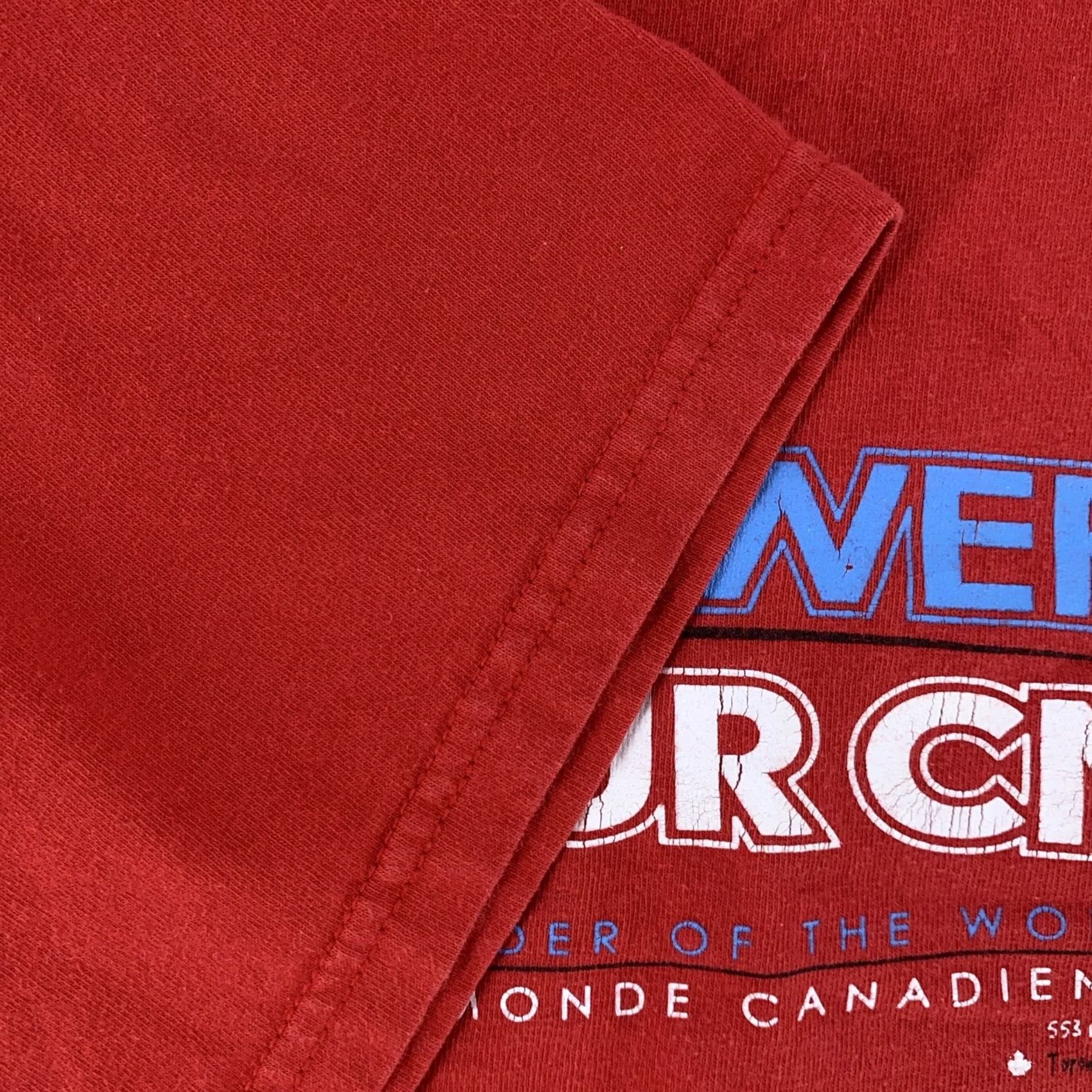 Gildan VINTAGE CN Tower Toronto Canada Shirt Mens XL Red Souvenir Graphic Tee Landmark Mens Size US XL / EU 56 / 4 - 3 Thumbnail