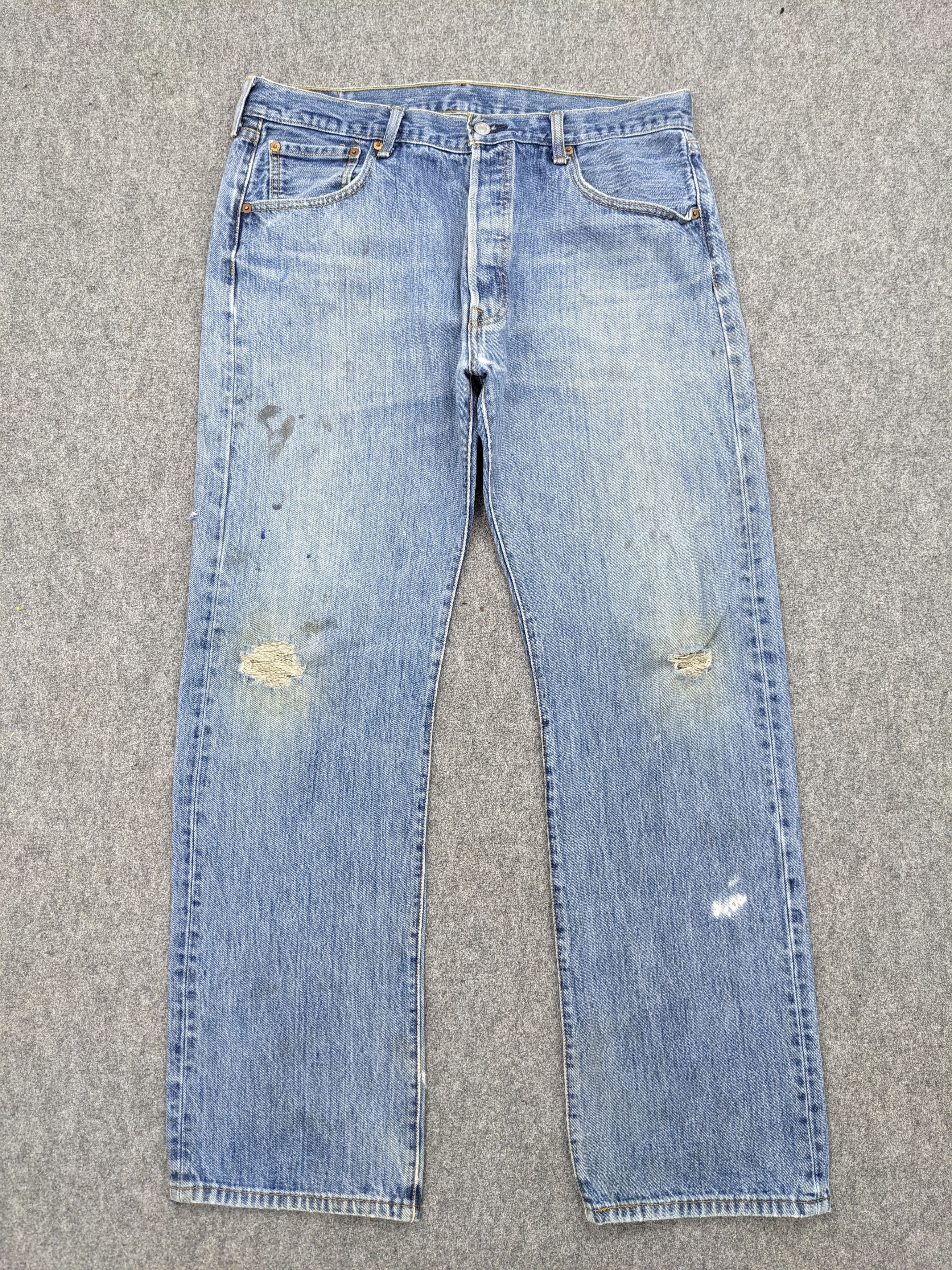 Levi's Vintage Levis 501 Faded Blue Jeans DJ0027Z Size US 34 / EU 50 - 1 Thumbnail