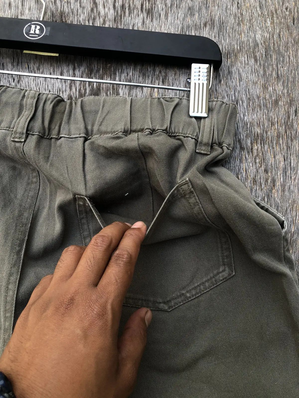 Beauty Beast × Japanese Brand Very Rare Cargo Multipocket Tactical Utility W28 x L36.5 Size US 28 / EU 44 - 14 Thumbnail