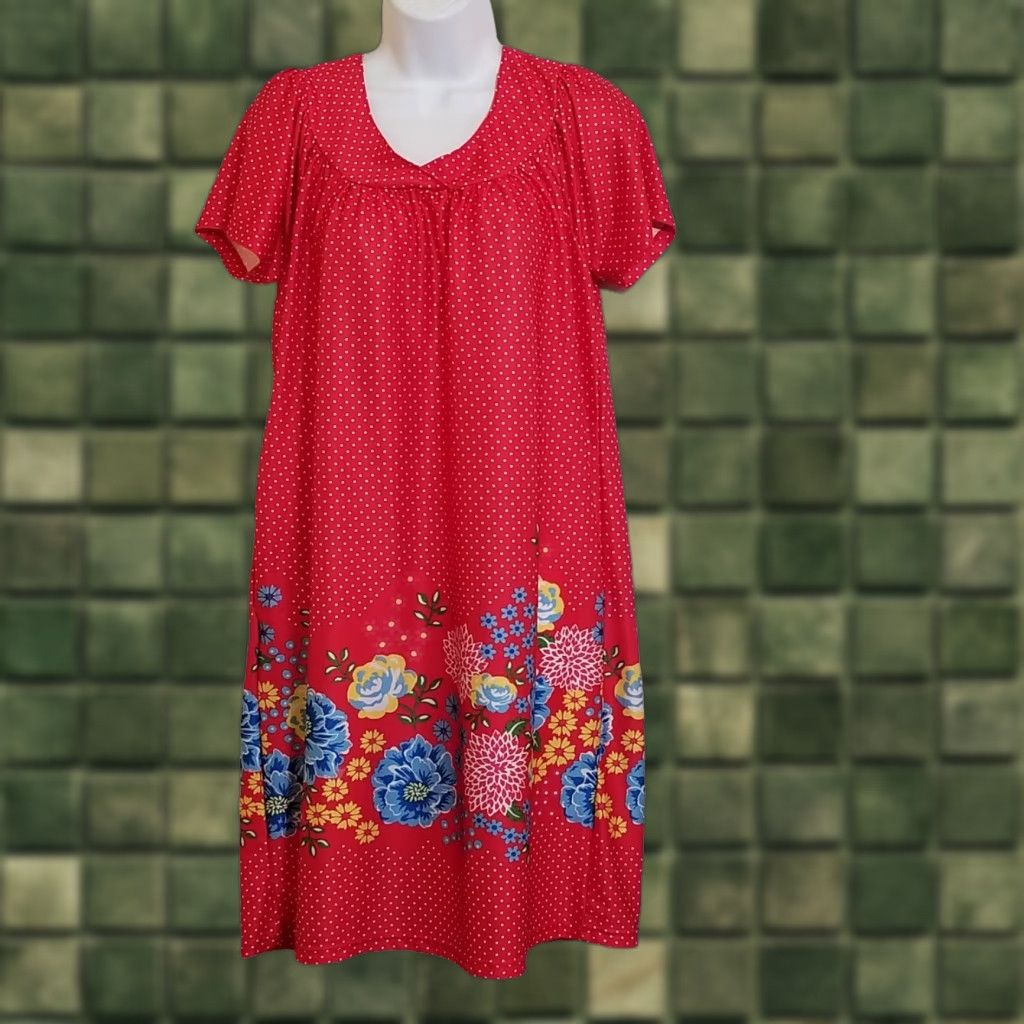 VINTAGE Lati Fashion MuuMuu House Dress Womens S Knee Length Silky Red Polka Dot