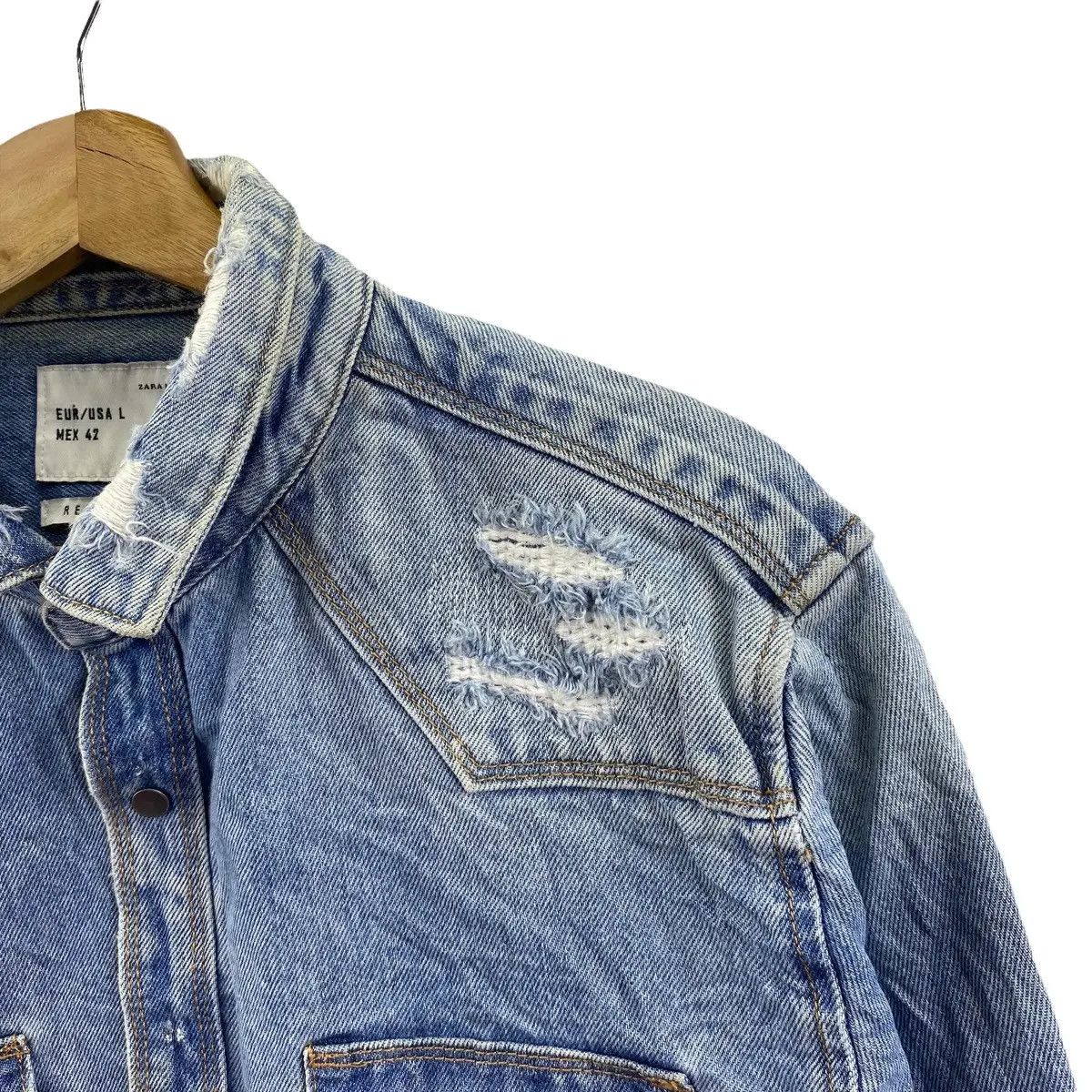 Zara Vtg ZARA MAN Relaxed Fit Distress Jeans Denim Jacket Size US L / EU 52-54 / 3 - 6 Thumbnail