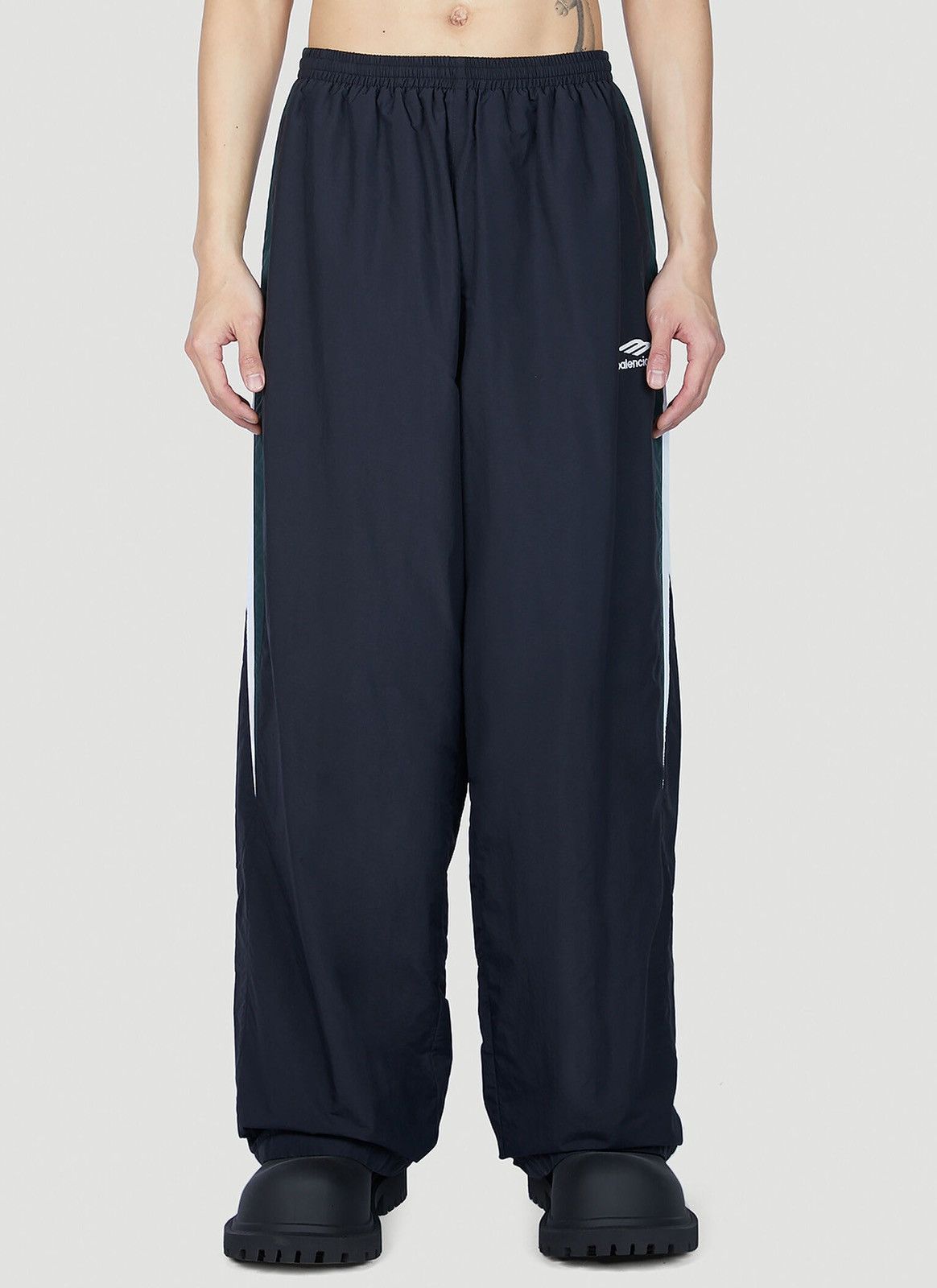Balenciaga Balenciaga Logo Embroidery Track Pants Size US 32 / EU 48 - 1 Thumbnail