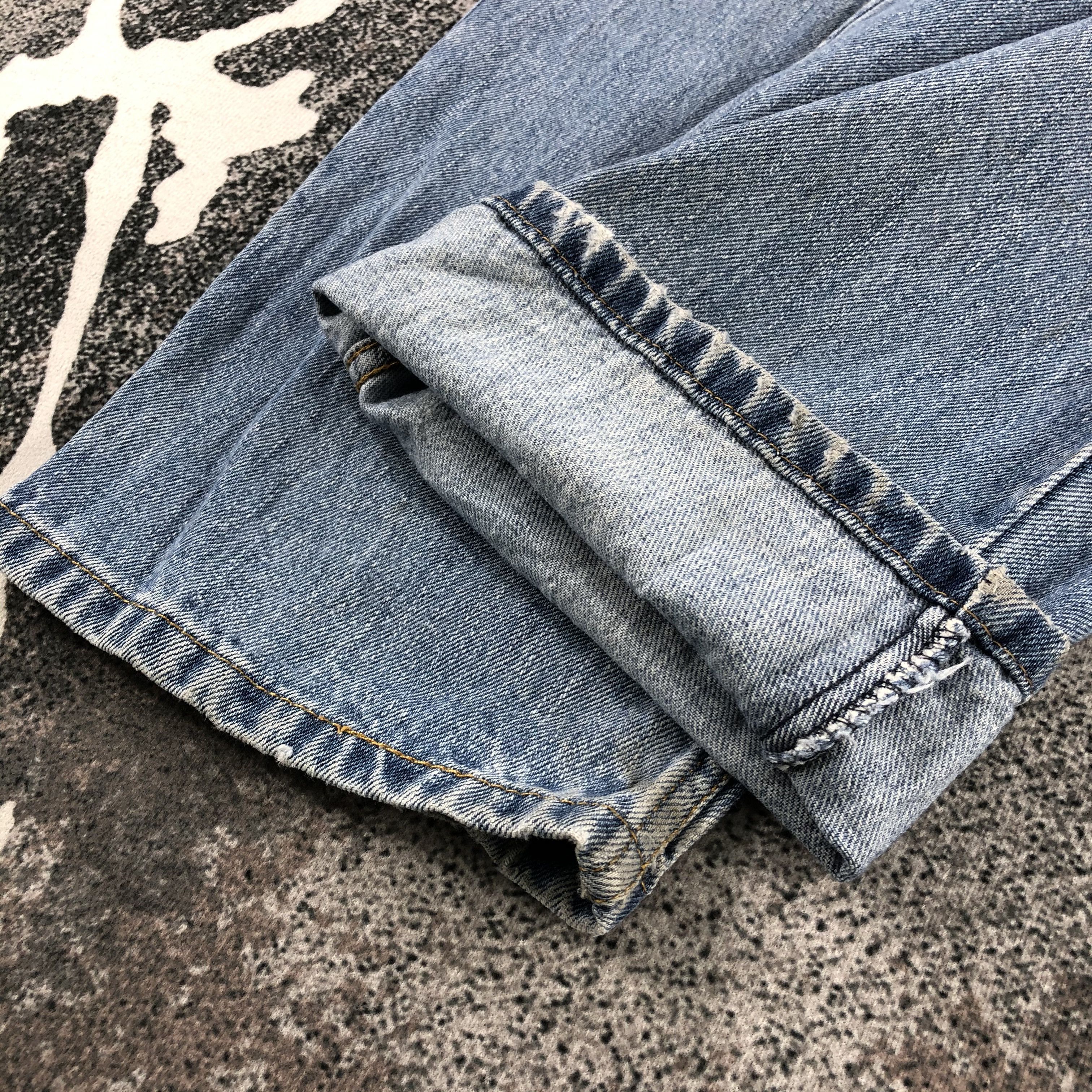 Levi's Vintage Levis 550 Jeans Relexed Fit Denim KJ1029 Size US 34 / EU 50 - 7 Thumbnail