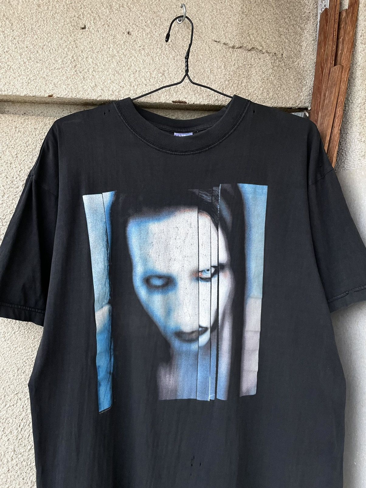 Band Tees Vintage 90s Marilyn Manson The Long Road Out Of Hell T-Shirt Size US XL / EU 56 / 4 - 3 Thumbnail