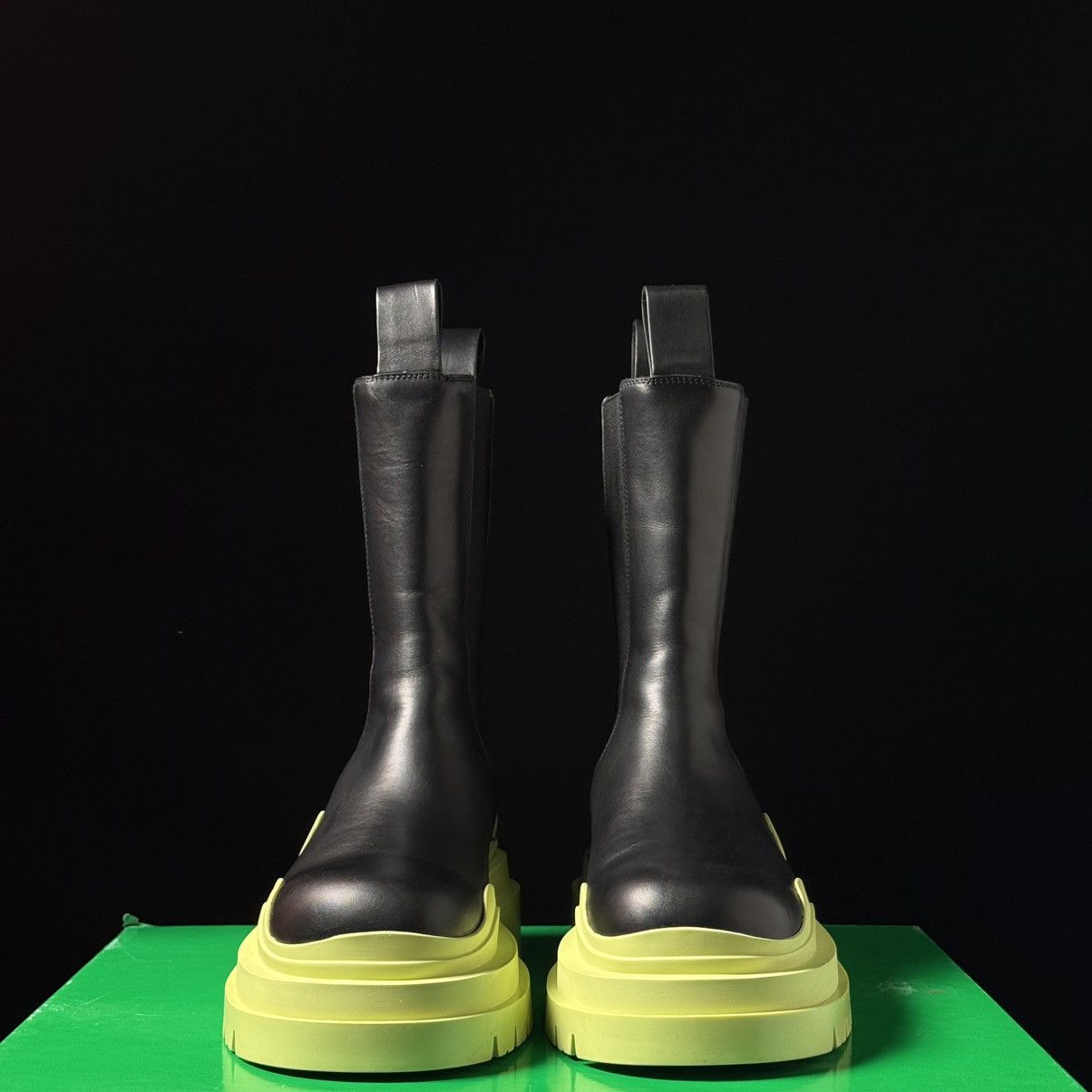Bottega Veneta BOTTEGA VENETA Black Tire Chelsea Boots Size US 7 / EU 40 - 2 Thumbnail