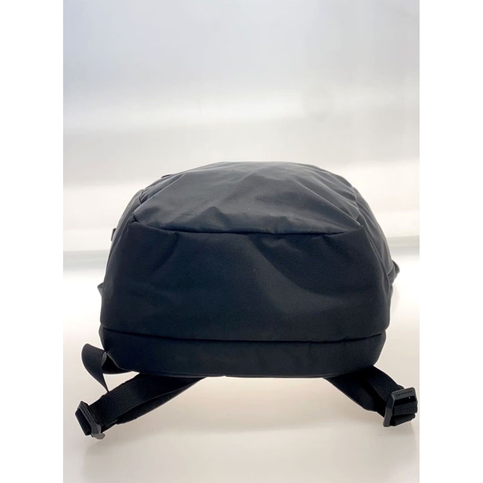 Mammut MAMMUT Backpack PVC BLK 2510-04250 Seon Courier 20 Size ONE SIZE - 4 Thumbnail