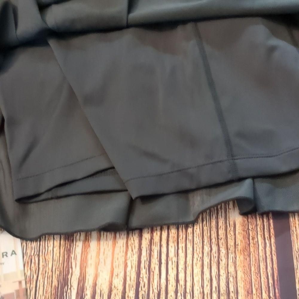 Other Halara gray pleated skort size x-small Size 26" / US 2 / IT 38 - 4 Thumbnail