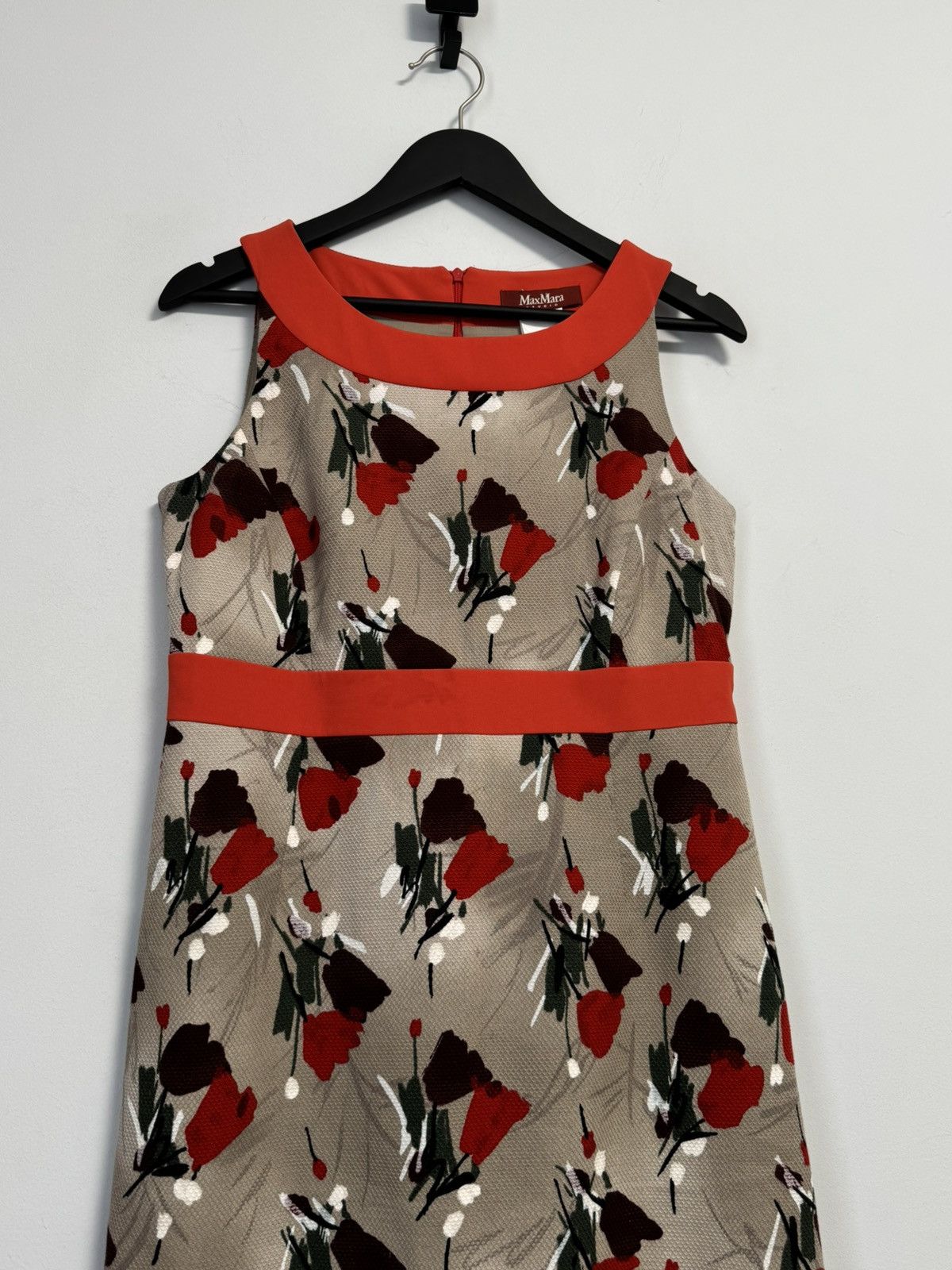 Max Mara Max Mara Sleeveless Floral Dress Beige Red Knee Length Dress Size L / US 10 / IT 46 - 3 Thumbnail