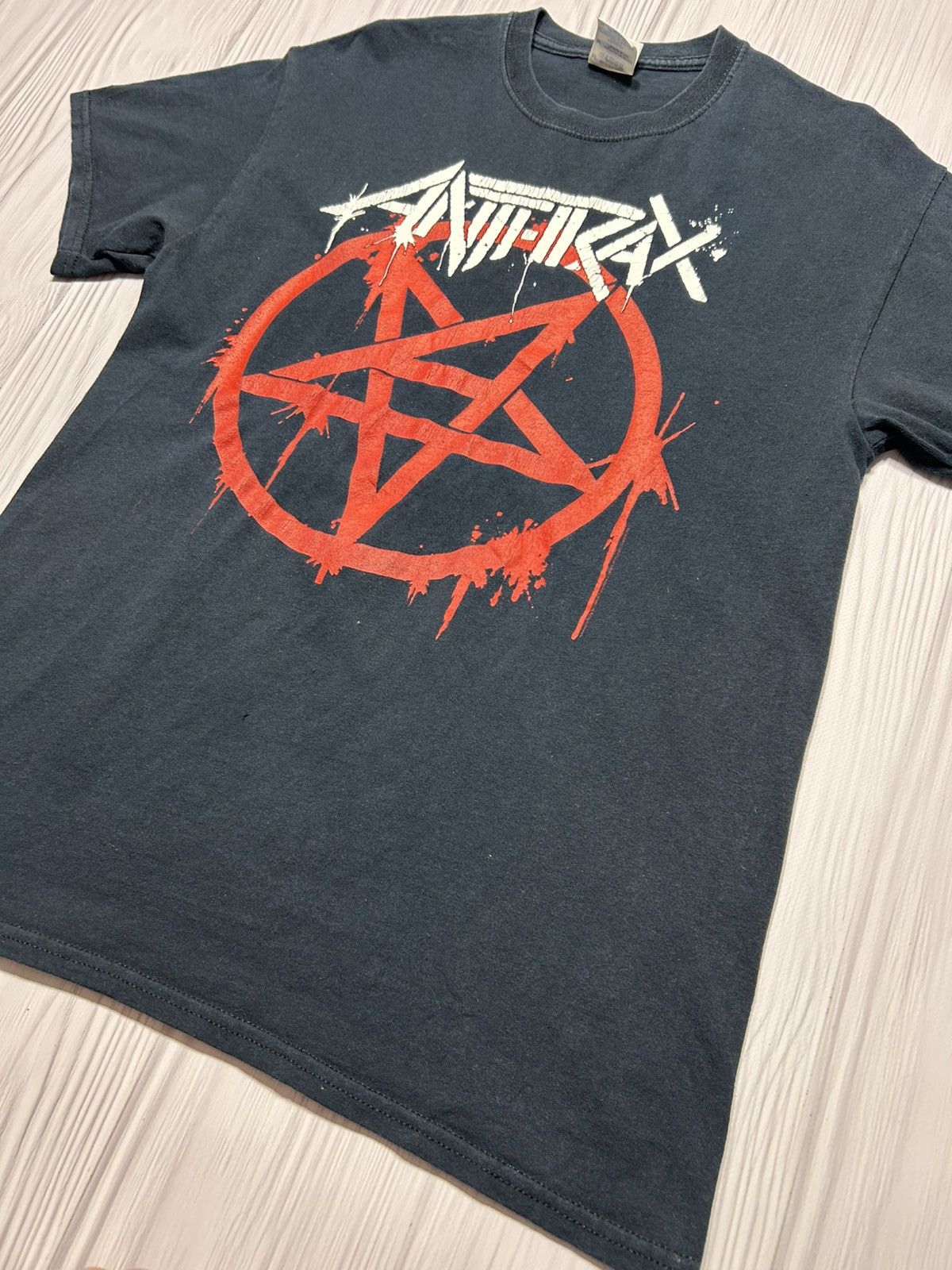 Band Tees × Vintage Vintage Anthrax Punk Anarchy Big Logo T-Shirt Size US M / EU 48-50 / 2 - 4 Thumbnail