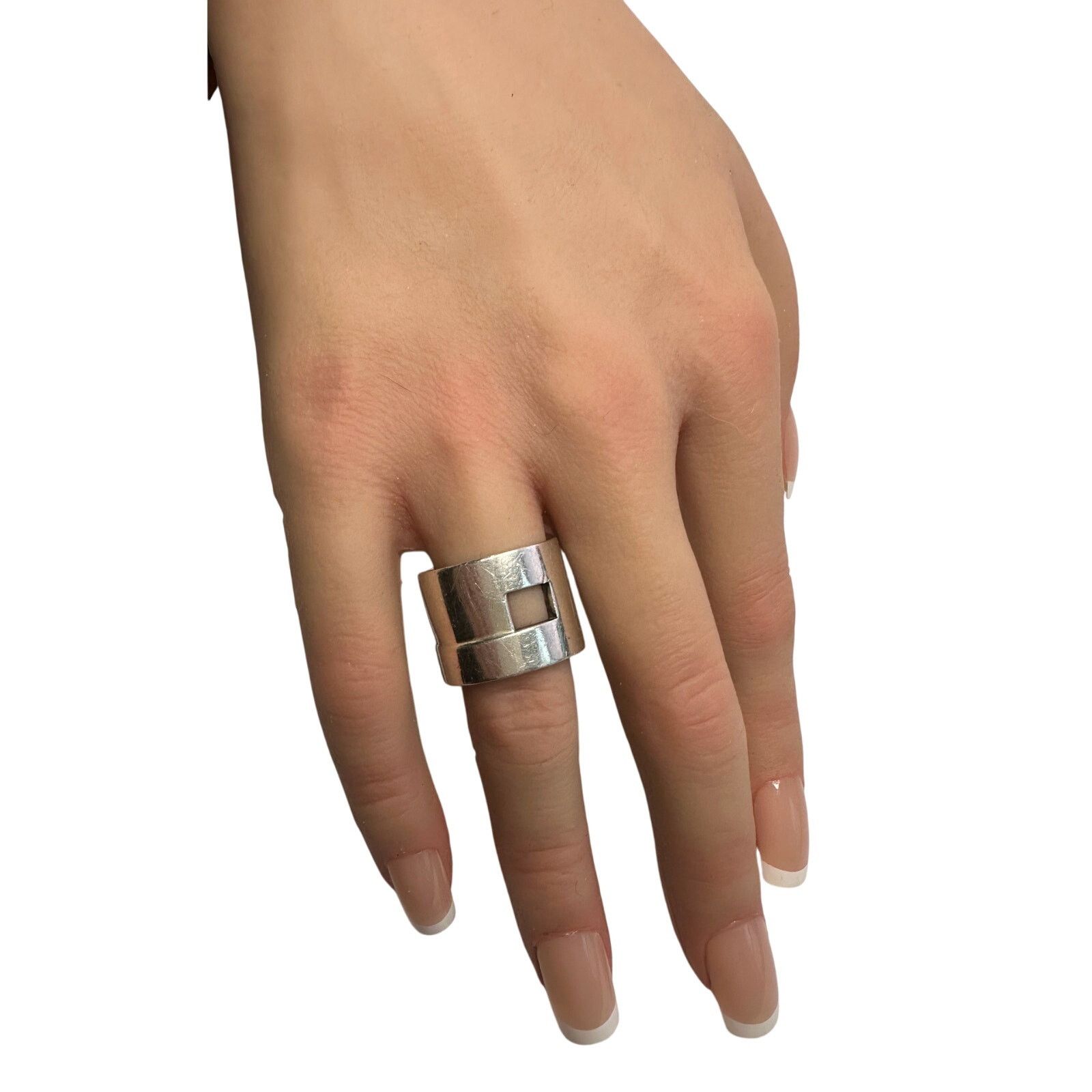 Gucci Gucci Geometric G Wide Sterling Silver Ring - size 7 Size ONE SIZE - 15 Thumbnail