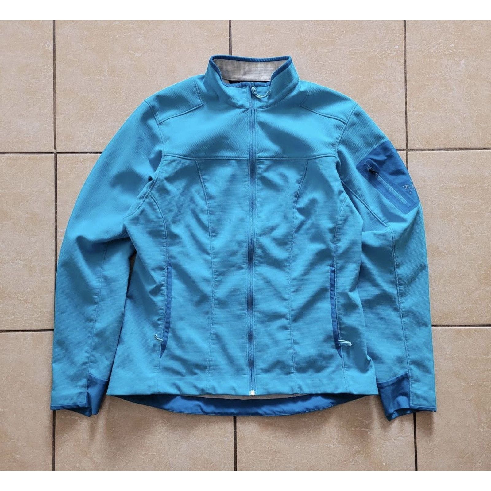 Arc'teryx Vintage Arc'teryx Light Soft Shell jacket Size M / US 6-8 / IT 42-44 - 1 Thumbnail