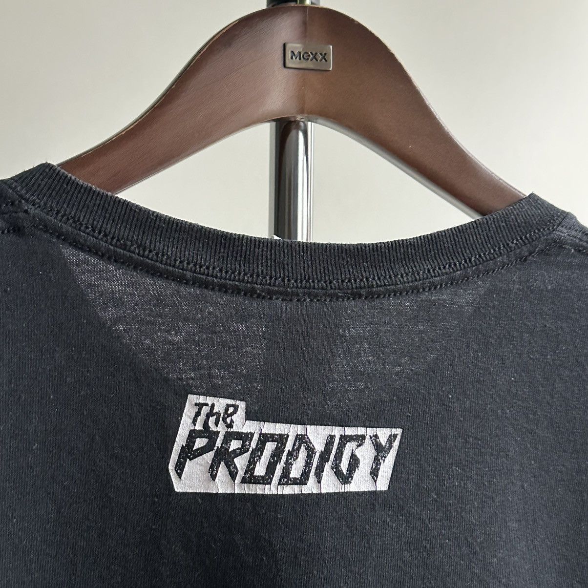 Band Tees VINTAGE THE PRODIGY LIGHT UP THE SKY PROMO BAND TEE Size US XL / EU 56 / 4 - 9 Thumbnail