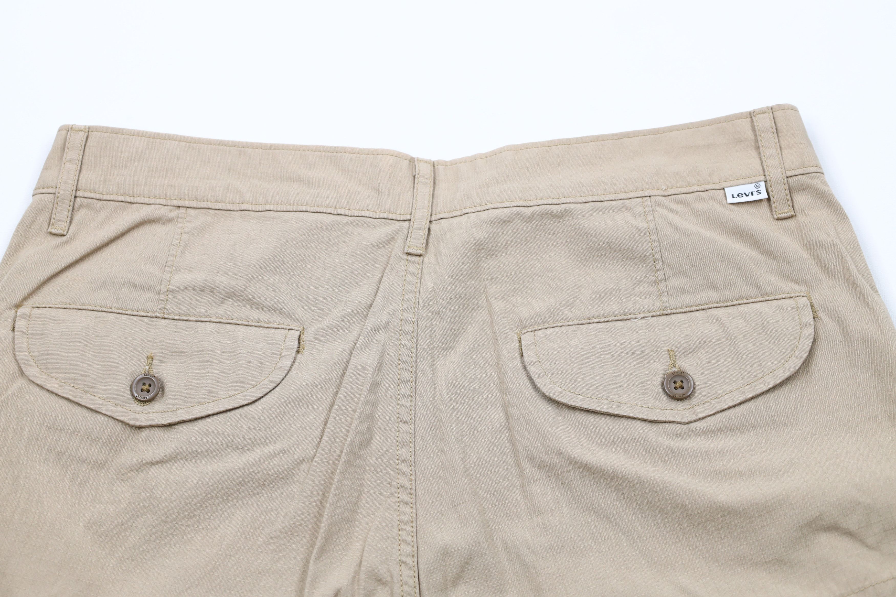 Levi's × Vintage Vintage Y2K Levis Fit Ripstop Cargo Shorts Beige Cotton Size US 32 / EU 48 - 9 Thumbnail