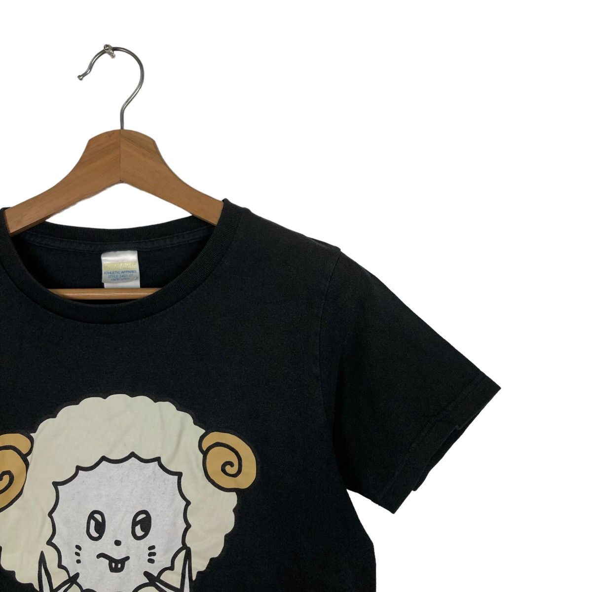 Japanese Brand VINTAGE JAPANESE SHEEP BIG LOGO T-SHIRT Size US S / EU 44-46 / 1 - 5 Thumbnail