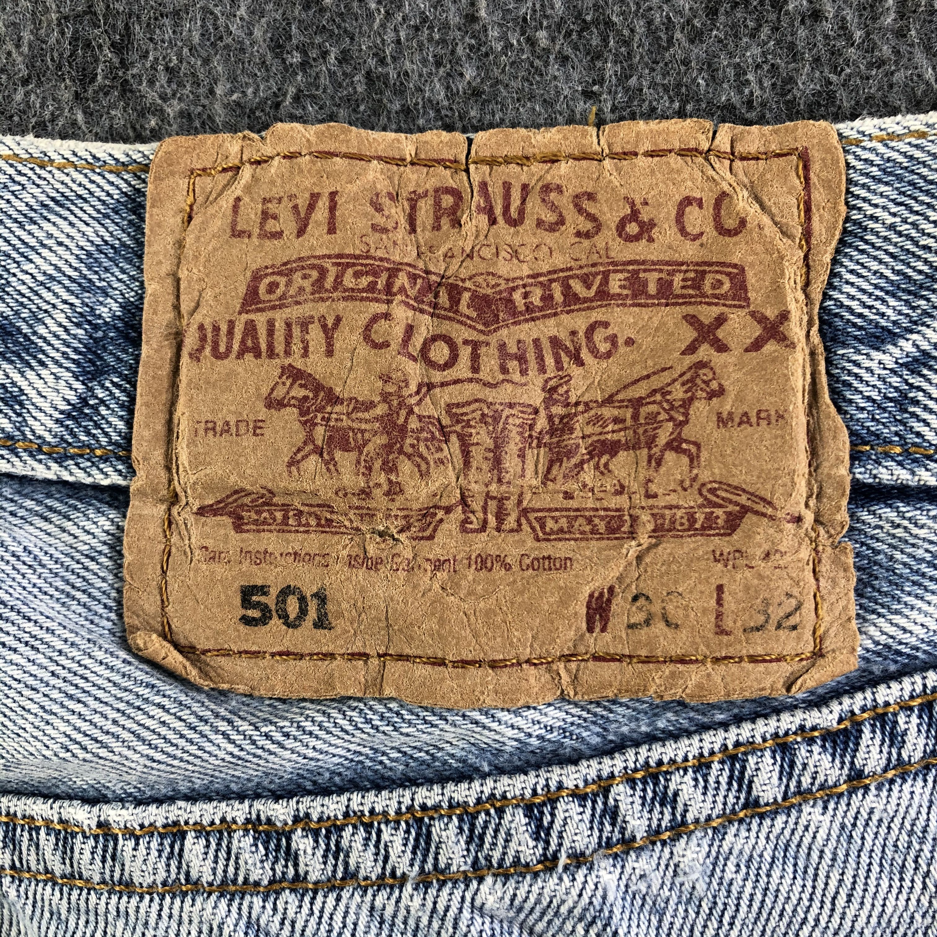 Levi's Vintage 90s Light Wash Levis 501 Jeans-J3812 Size US 29 - 5 Thumbnail