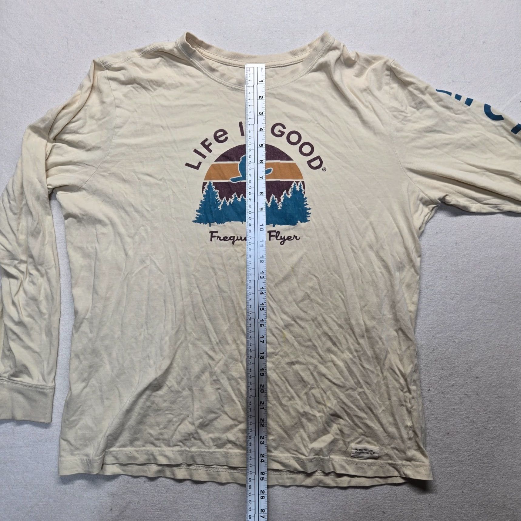 Life is Good VINTAGE Life is Good Shirt Men Large Beige Long Sleeve Graphic Print Mountains Autumn Gear 90s Mens Size US L / EU 52-54 / 3 - 6 Thumbnail