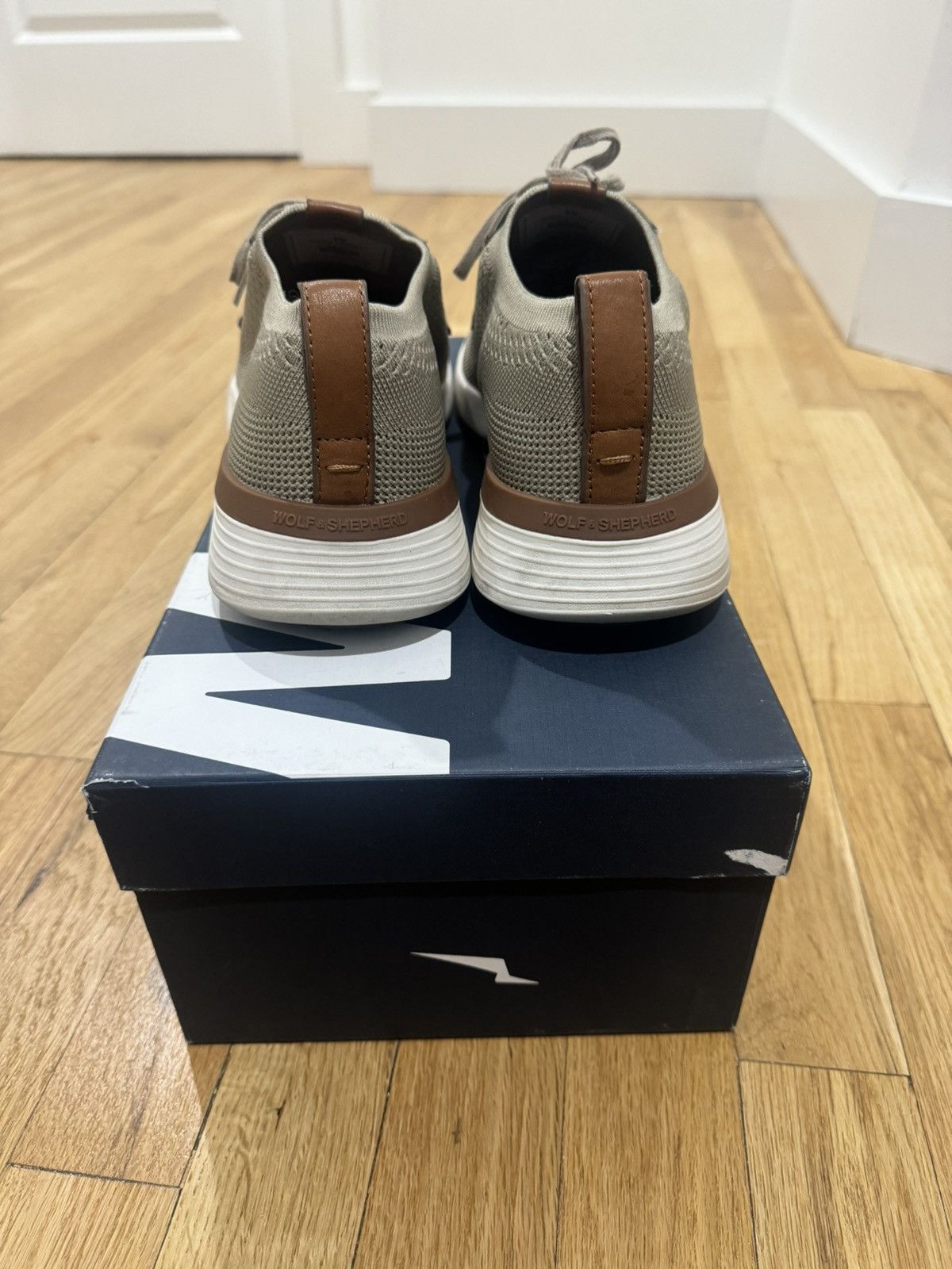 Wolf & Shepherd Swiftknit Derby LE Size US 9 / EU 42 - 3 Thumbnail