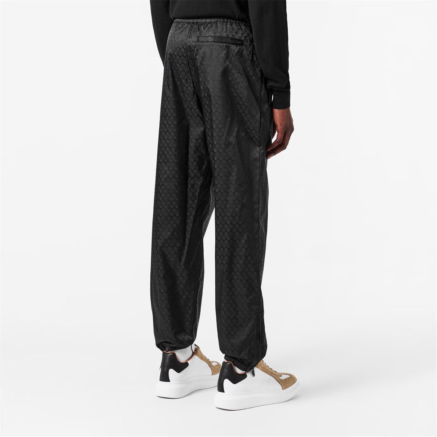 Alexander McQueen o1g2r1mq0326 Alex Closed Hem Fleece Sweatpants & Joggers Size US 36 / EU 52 - 6 Thumbnail