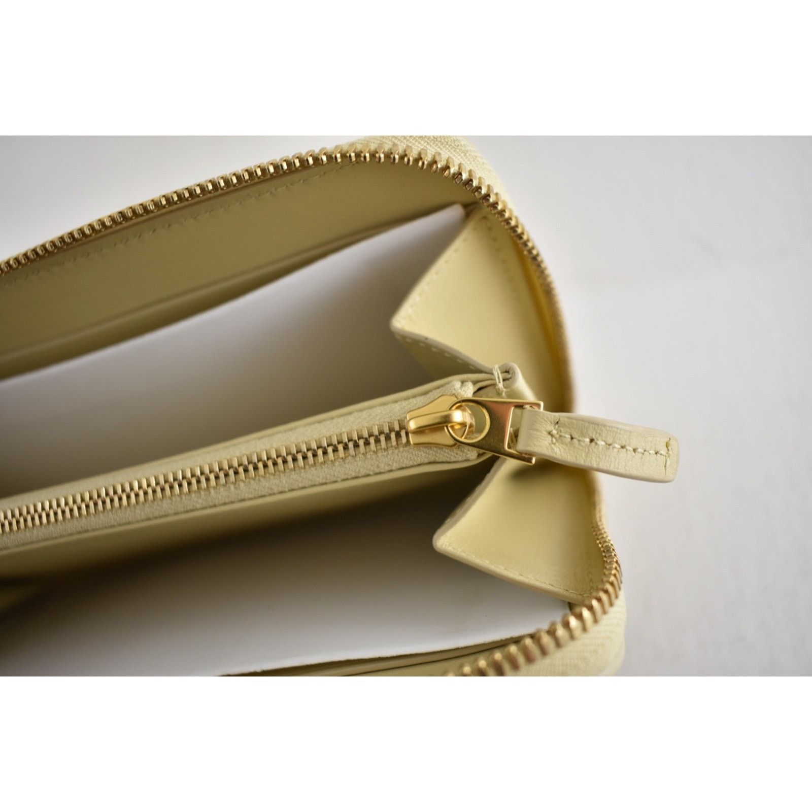 Bottega Veneta Bottega Veneta Intrecciato Leather Porridge Zip Wallet Size ONE SIZE - 14 Thumbnail