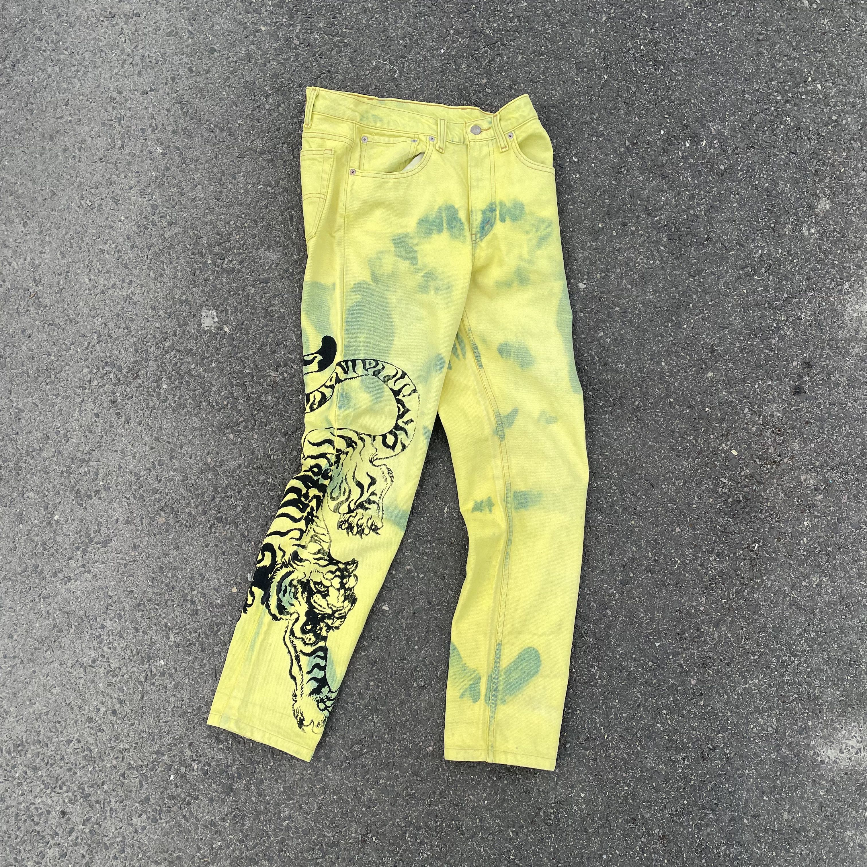 Levi's Vintage Levi's Custom Tiger Pants Graphic Bleach Wash Y2K Size US 31 - 2 Thumbnail