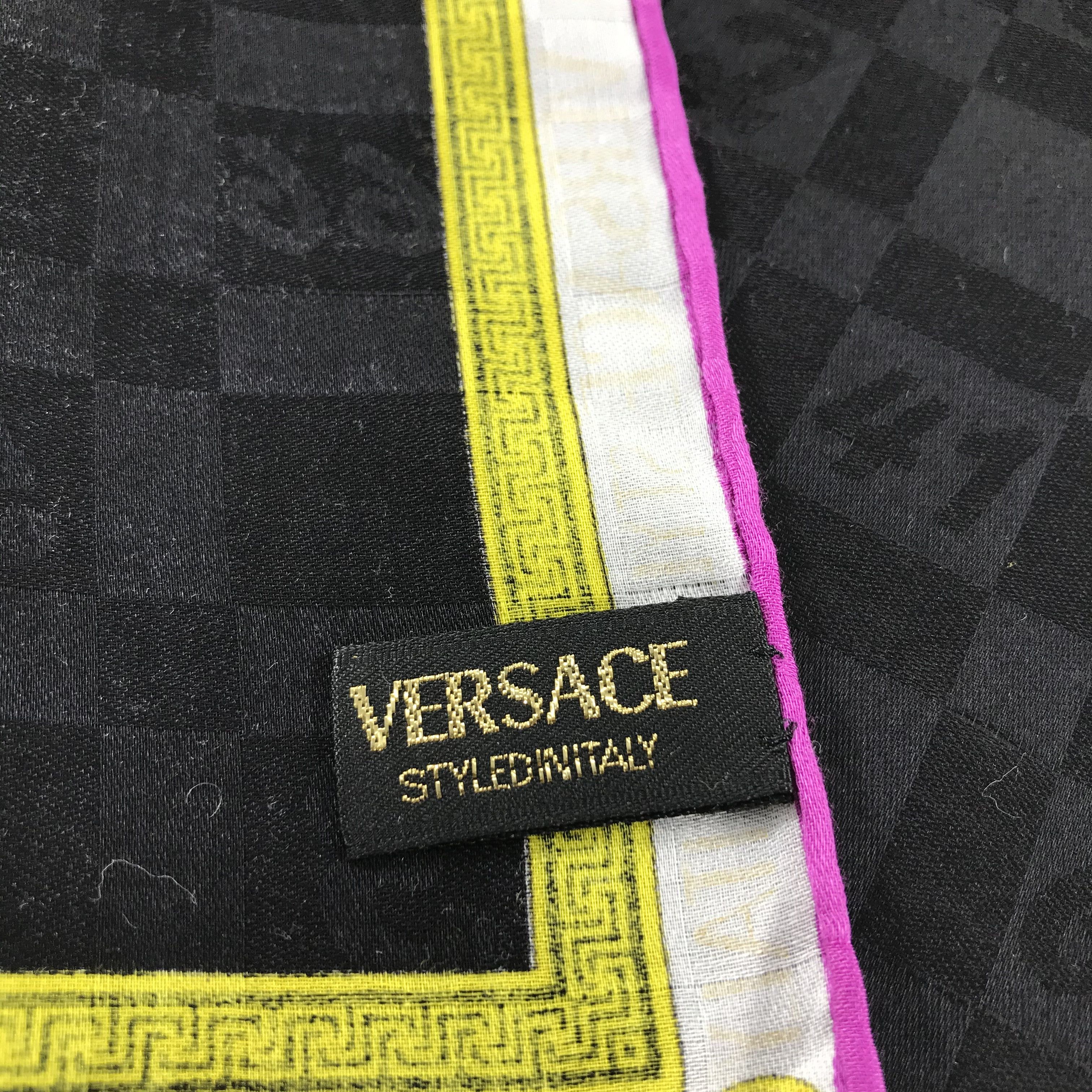 Versace Versace Numbers Handkerchief Neckerchief Bandana H636 Size ONE SIZE - 8 Thumbnail