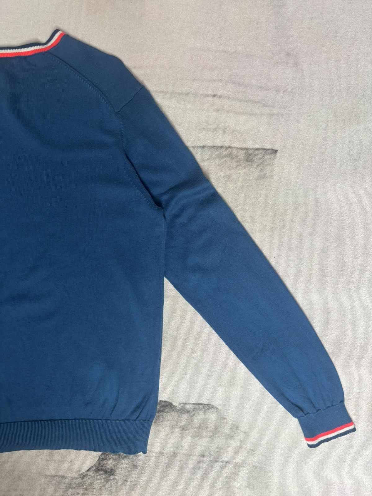 Lacoste Light blue Lacoste v-neck size L Size US L / EU 52-54 / 3 - 19 Thumbnail