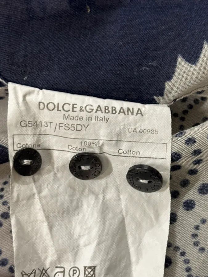 Dolce & Gabbana 2000s Dolce & Gabbana Cream Navy Cotton Floral Shirt Size US M / EU 48-50 / 2 - 12 Thumbnail