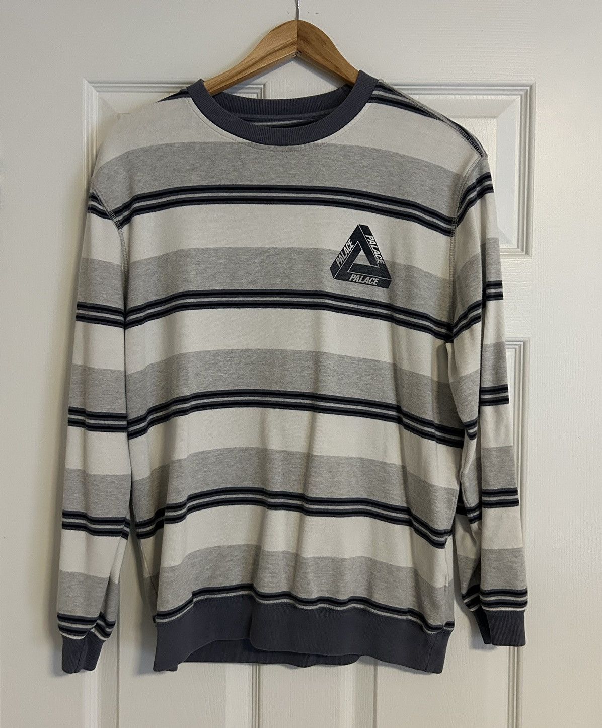Palace Palace Triferg Crewneck Size US S / EU 44-46 / 1 - 1 Thumbnail