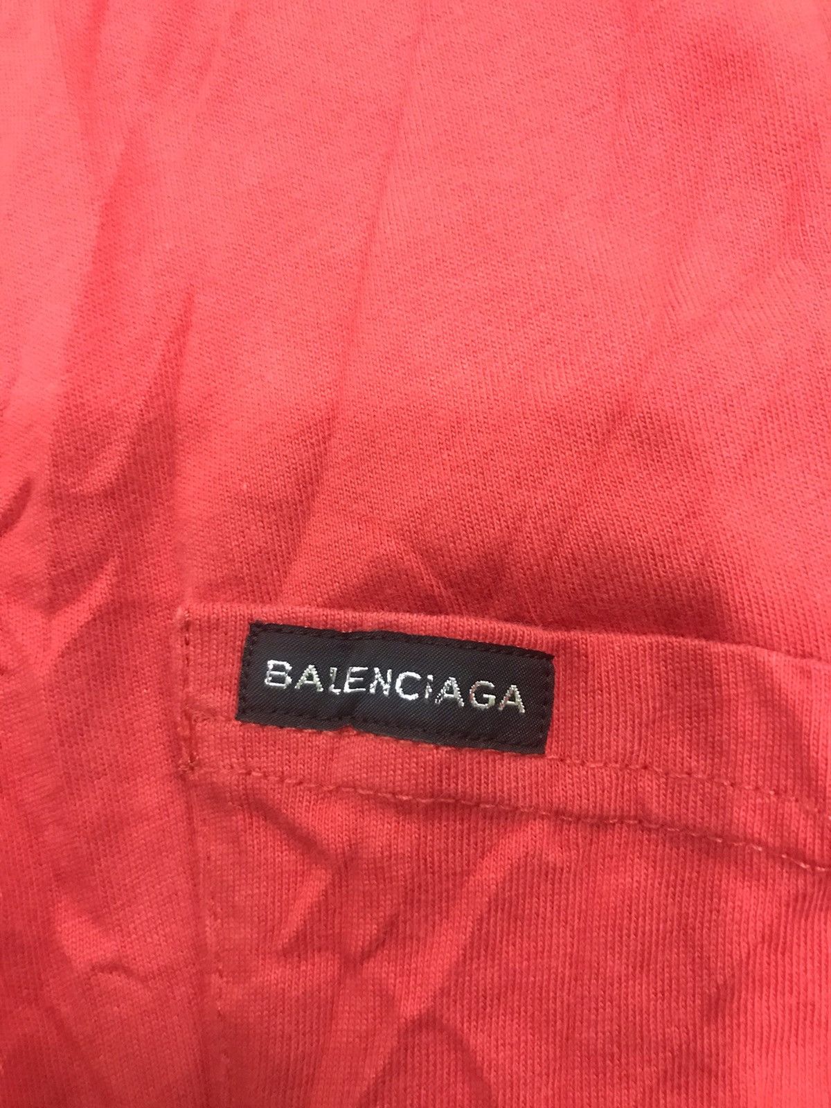 Balenciaga Balenciaga Tshirt Single Pockets Size US XL / EU 56 / 4 - 4 Thumbnail