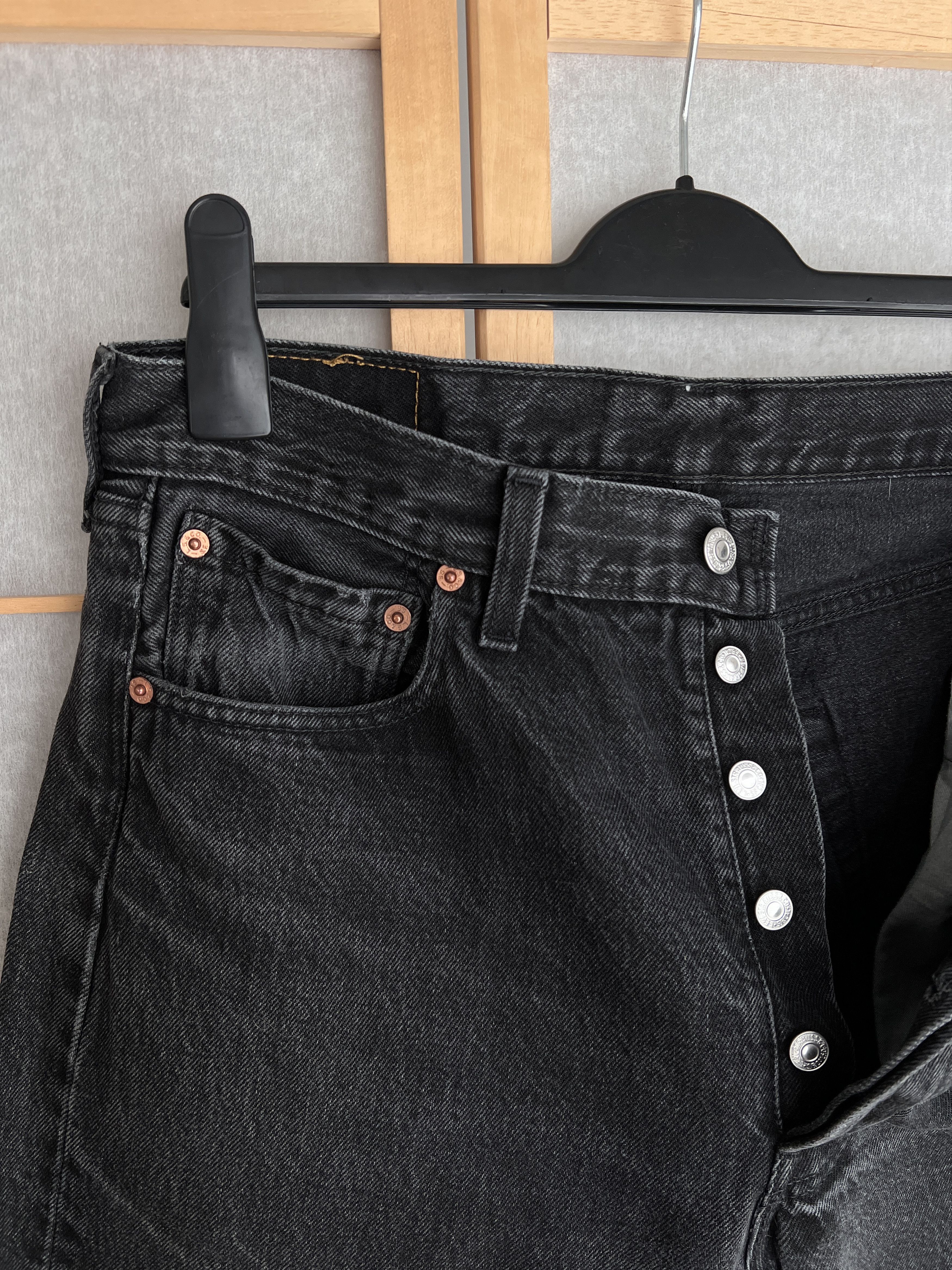 Levi's Levis 501 USA vintage 90s washed black denim jeans cropped Size US 34 / EU 50 - 14 Thumbnail