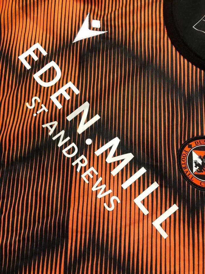 Macron Dundee United 2021 2022 Training Shirt Soccer Jersey Size US S / EU 44-46 / 1 - 3 Thumbnail