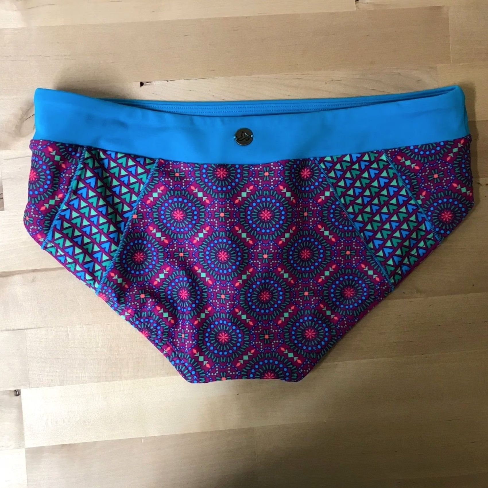 Prana Prana Womens XS Bottoms Bikini Multicolor Geometric Mandala Turquoise Purple Elastic Waist Lined Logo Charm Size 26" / US 2 / IT 38 - 3 Thumbnail