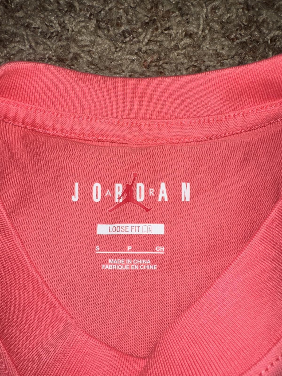 Designer Air Jordan Women's Essential Tee Sample Size S / US 4 / IT 40 - 3 Thumbnail