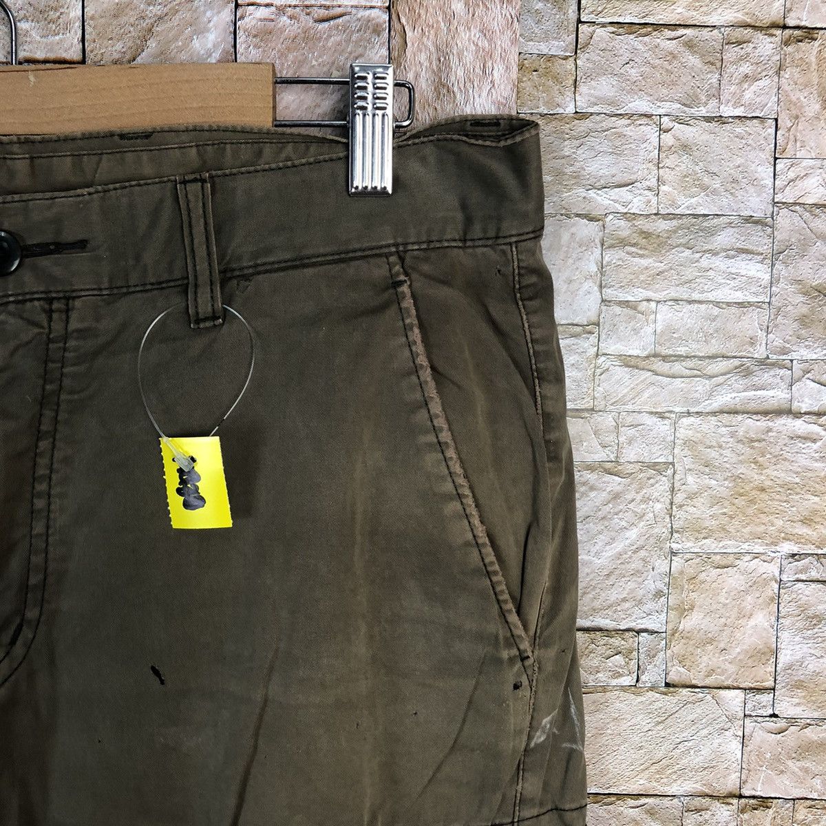Japanese Brand × Uniqlo Uniqlo Brown Cargo Multipocket Pants #A430 Size US 31 - 9 Thumbnail